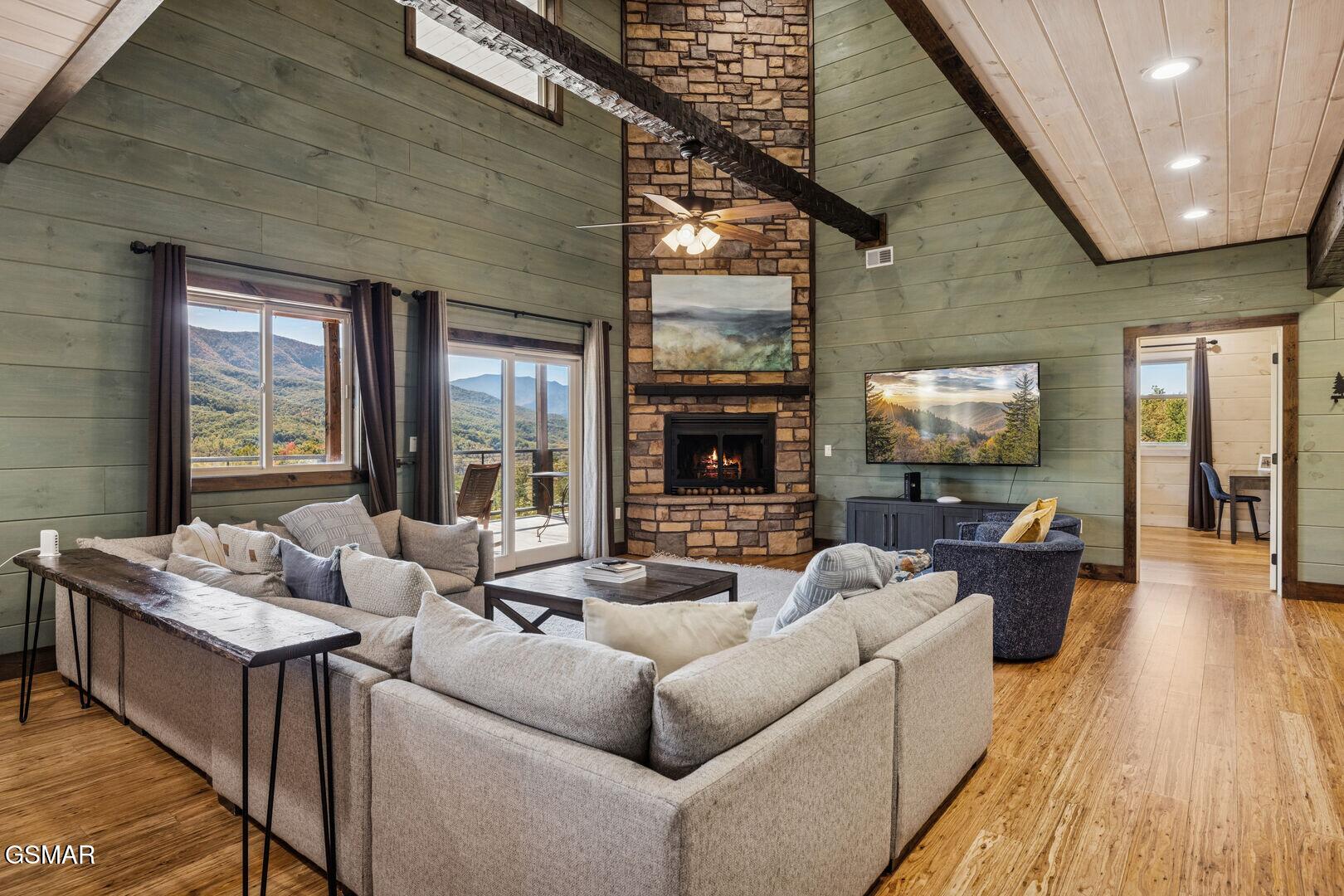 341 Branam Hollow Road Gatlinburg TN 37738