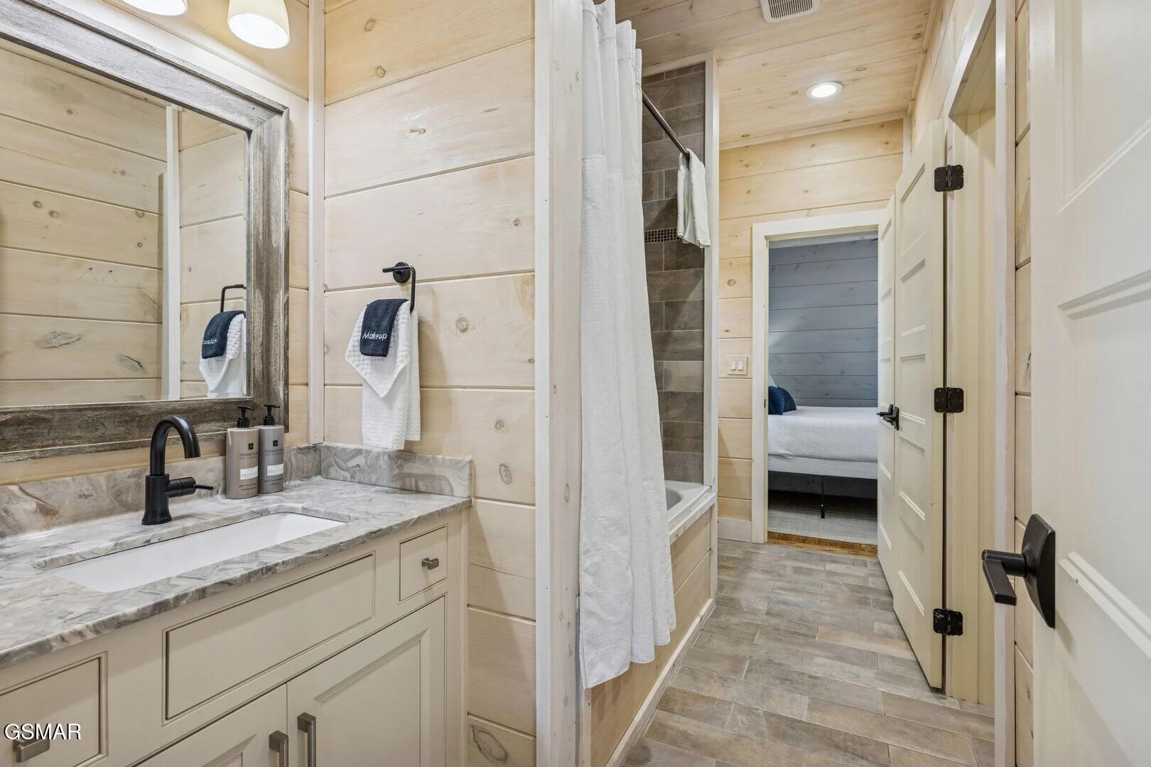341 Branam Hollow Road Gatlinburg TN 37738