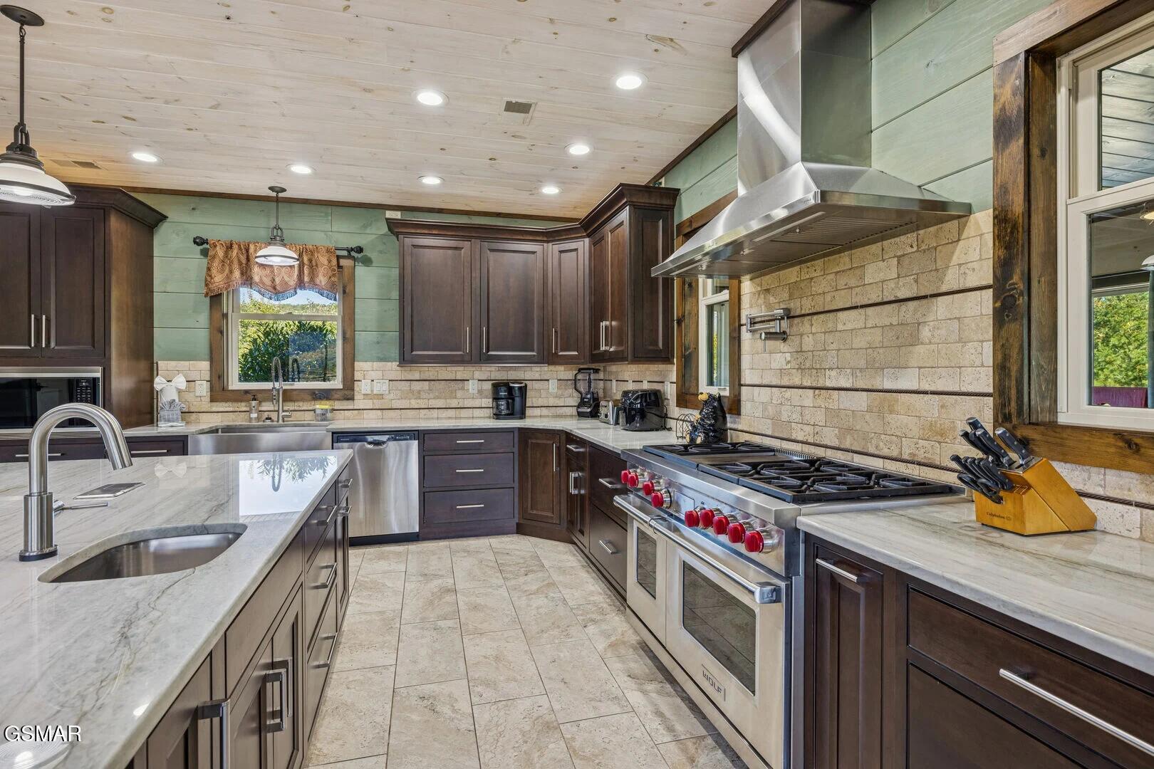 341 Branam Hollow Road Gatlinburg TN 37738