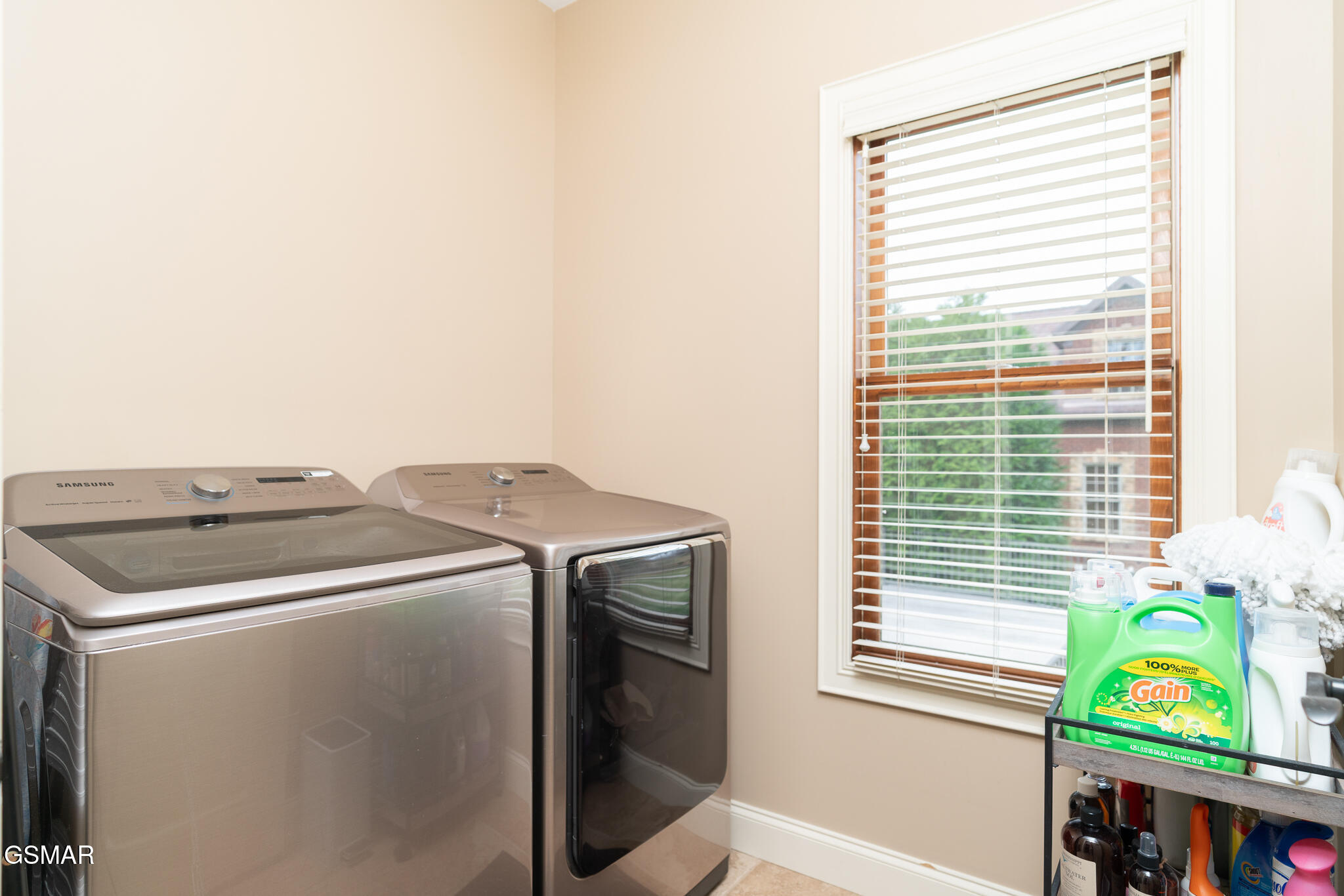 1511 Landmark Boulevard Boulevard Sevierville TN 37862