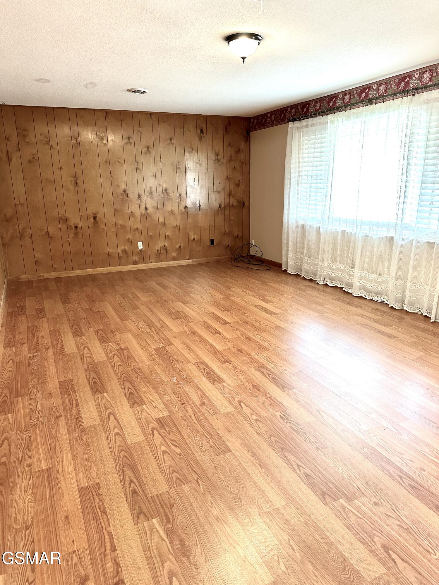 827 Murphy Drive Road Sevierville TN 37862