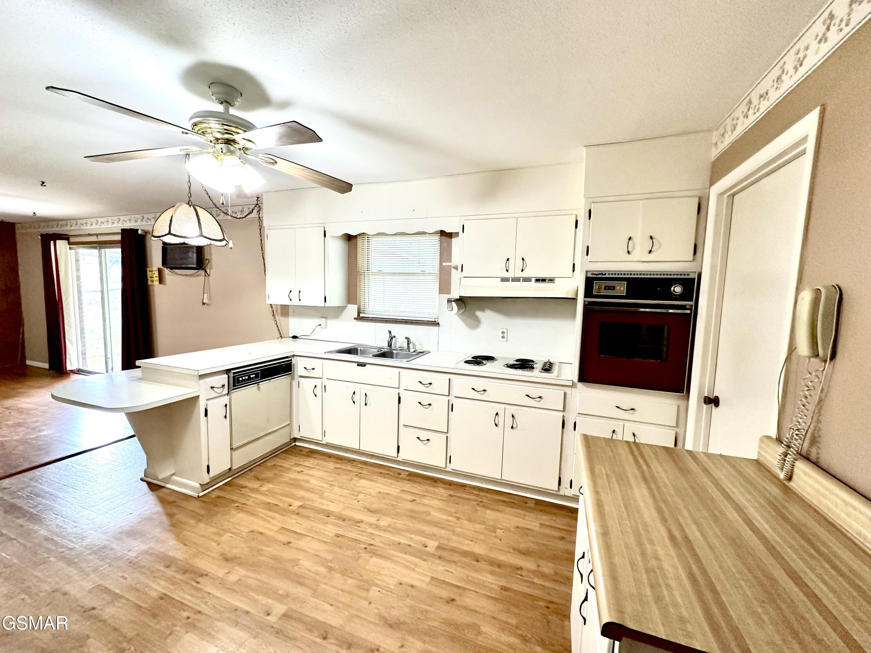 827 Murphy Drive Road Sevierville TN 37862