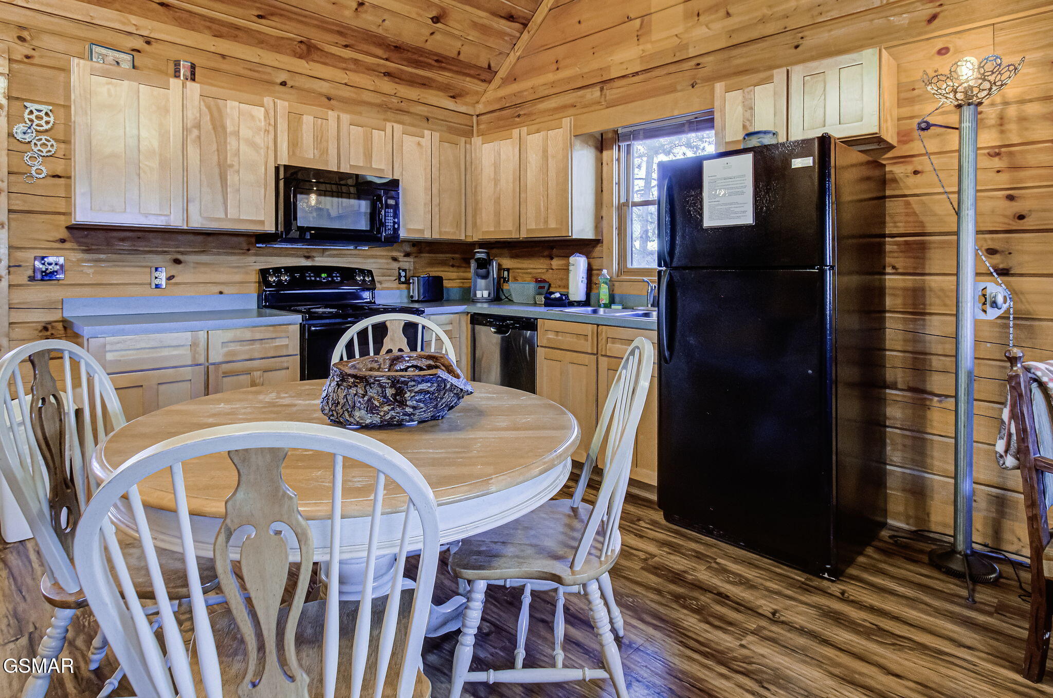 515 Chickasaw Gap Way Pigeon Forge TN 37863