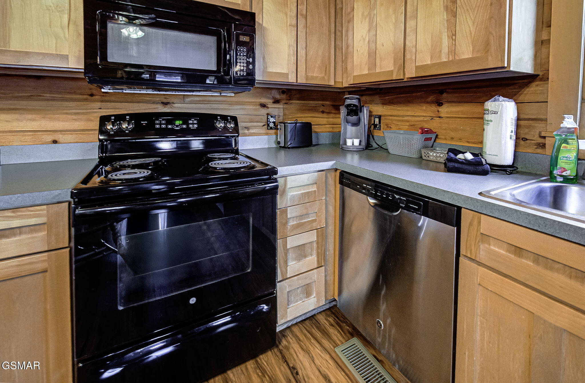 515 Chickasaw Gap Way Pigeon Forge TN 37863