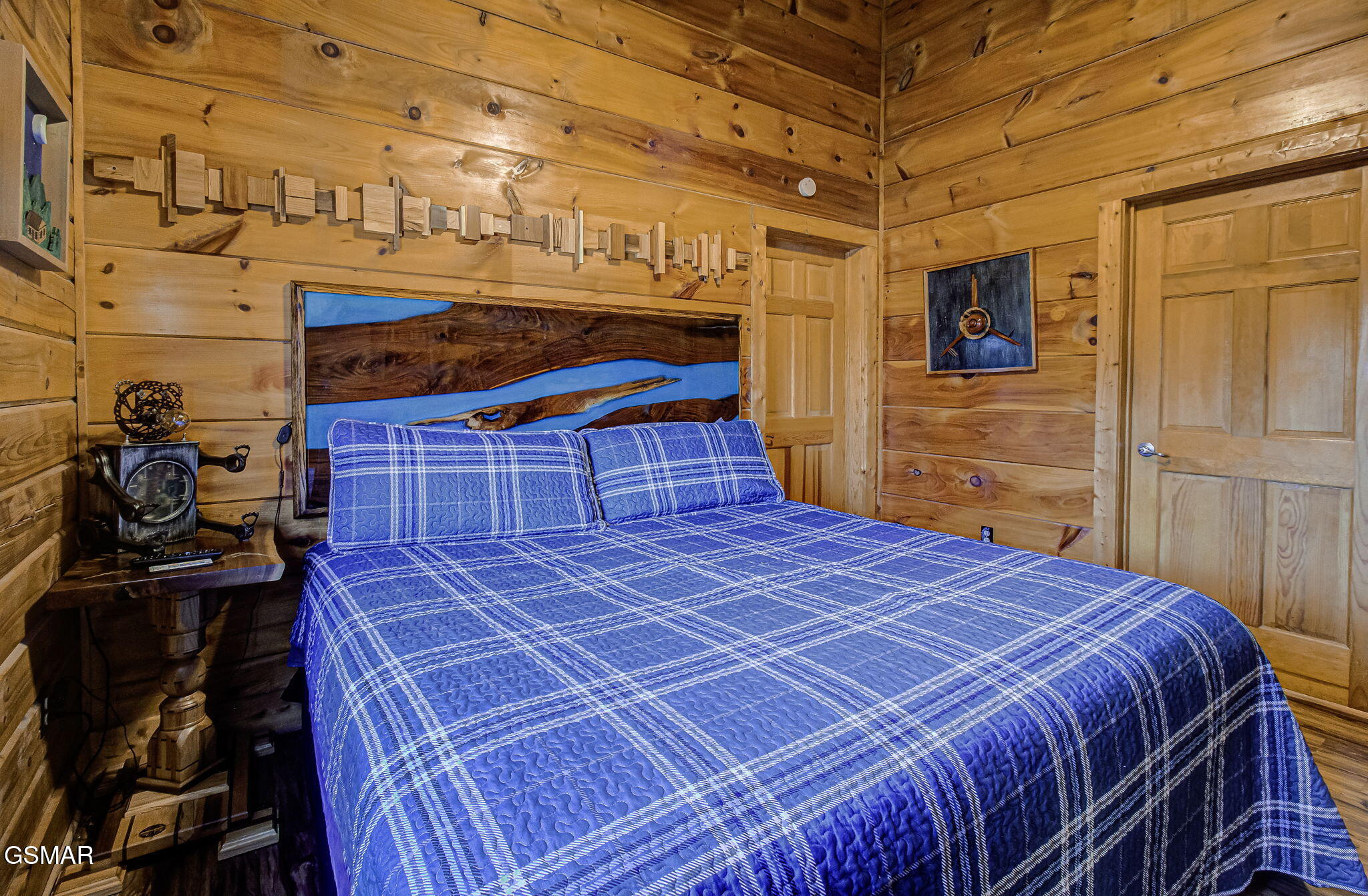 515 Chickasaw Gap Way Pigeon Forge TN 37863