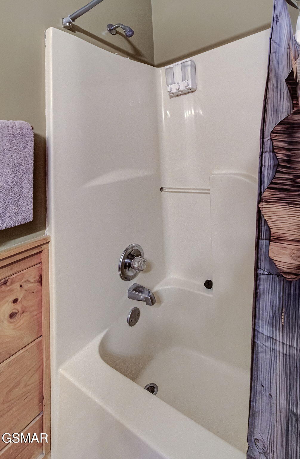 515 Chickasaw Gap Way Pigeon Forge TN 37863