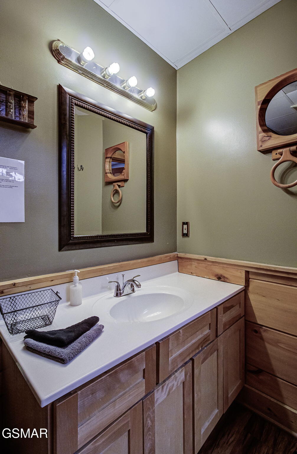 515 Chickasaw Gap Way Pigeon Forge TN 37863