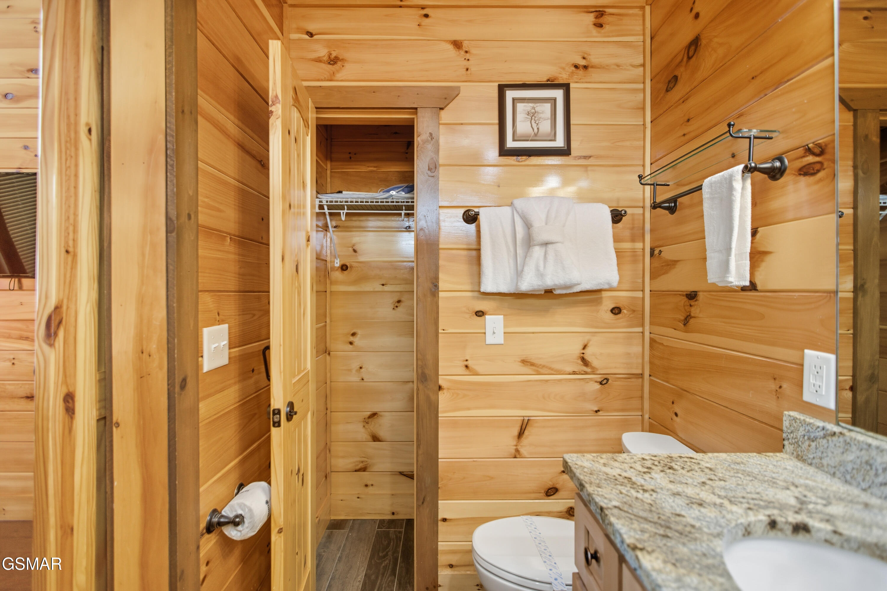 2042 Starr Crest Drive Sevierville TN 37876