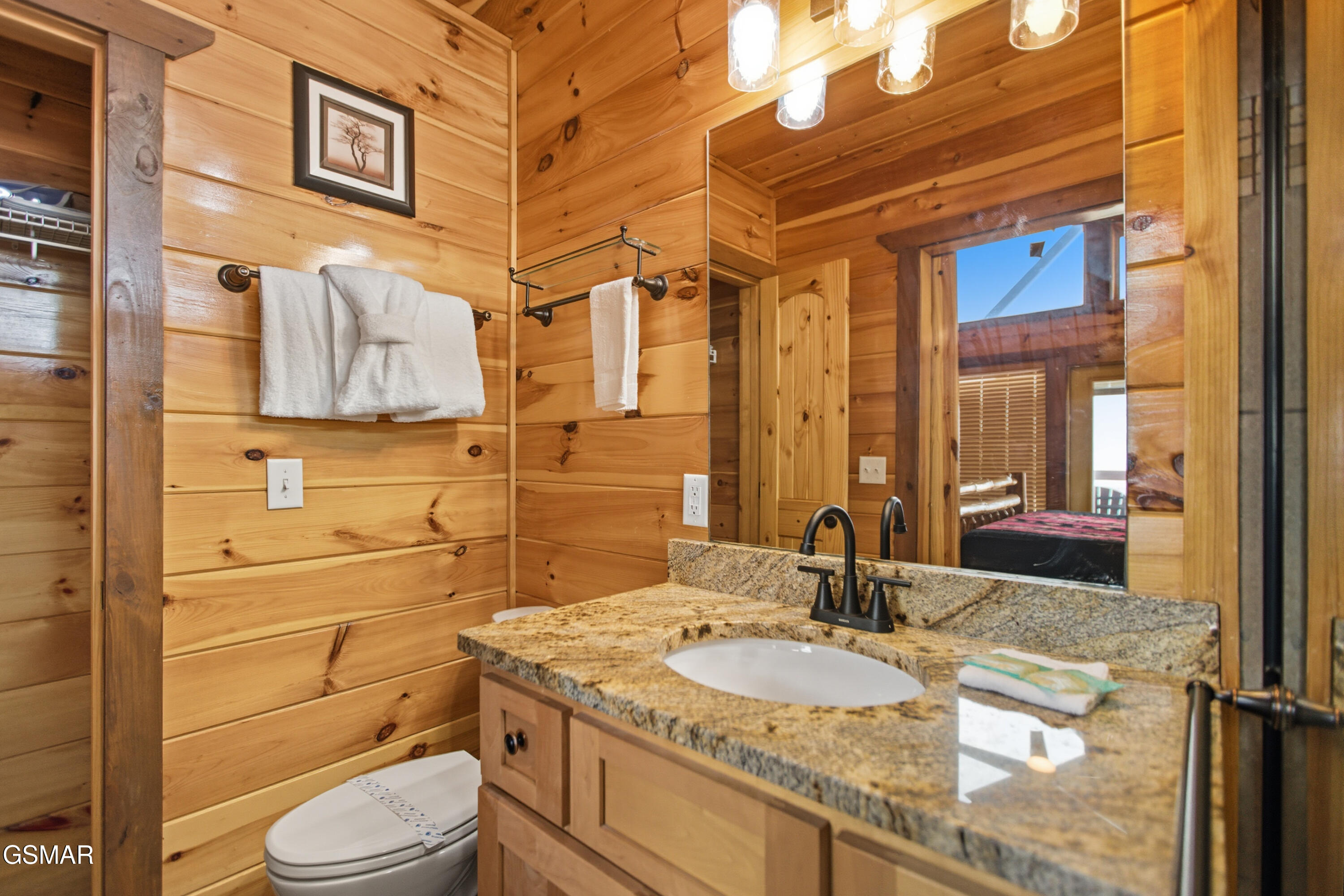 2042 Starr Crest Drive Sevierville TN 37876