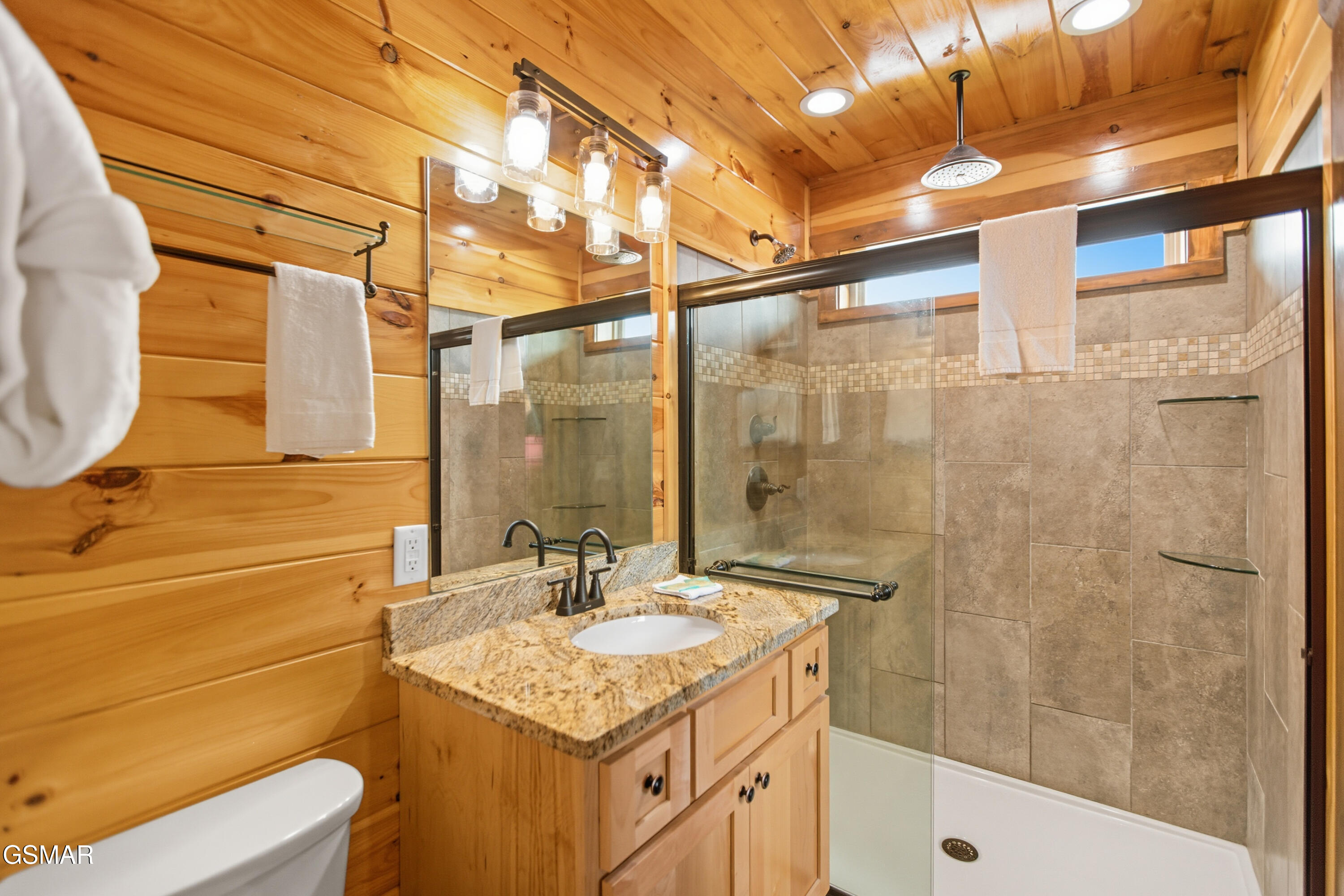 2042 Starr Crest Drive Sevierville TN 37876