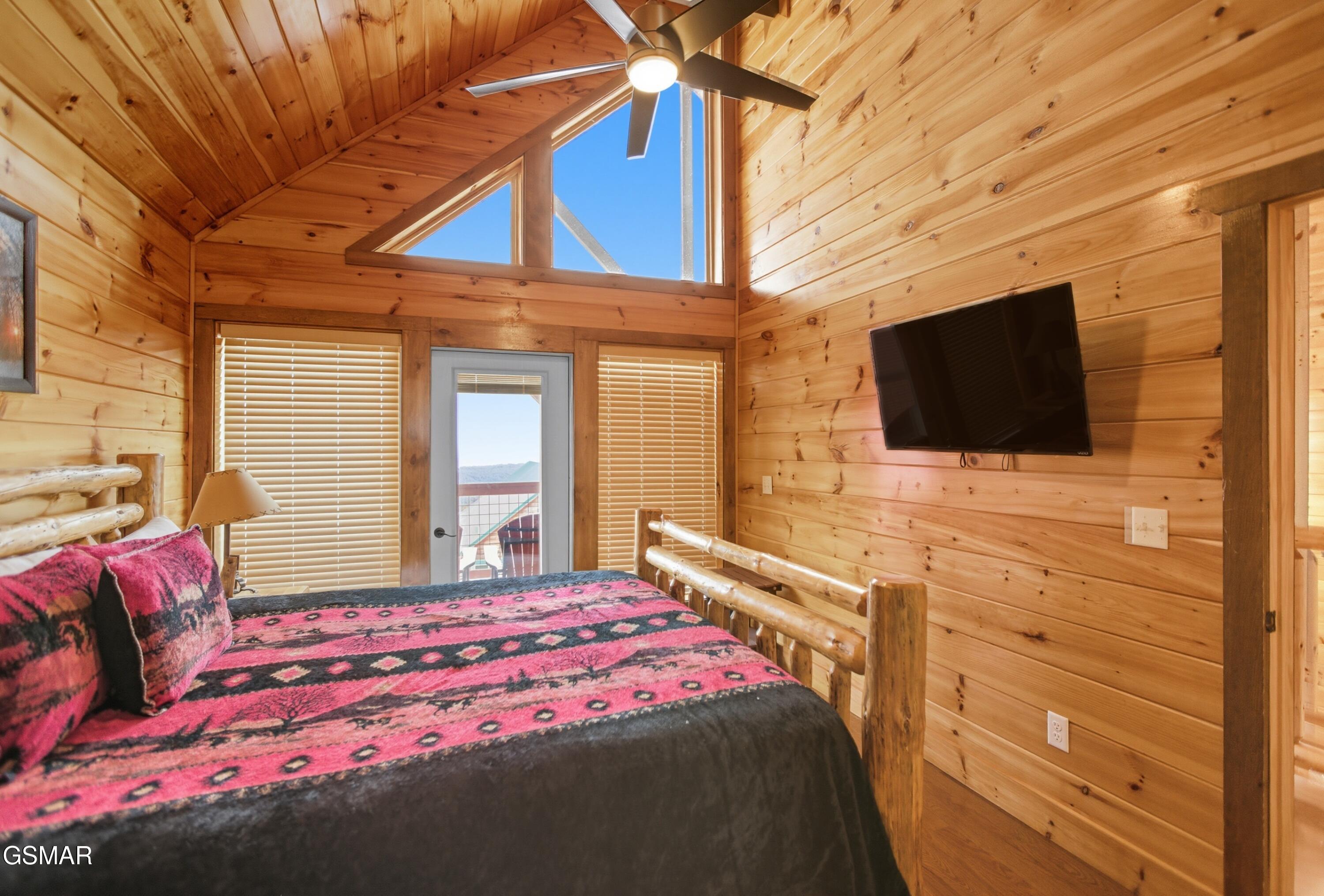 2042 Starr Crest Drive Sevierville TN 37876