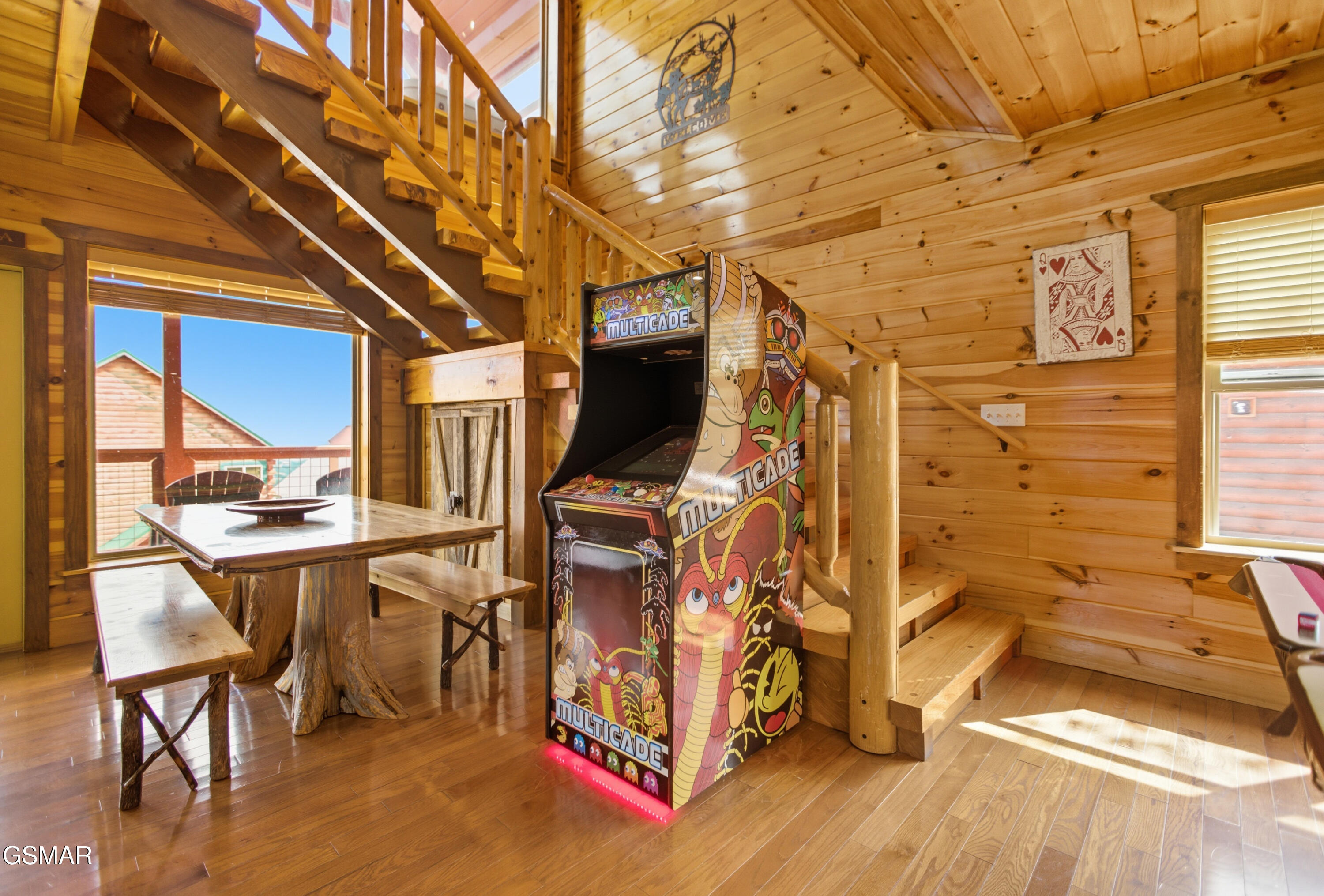 2042 Starr Crest Drive Sevierville TN 37876