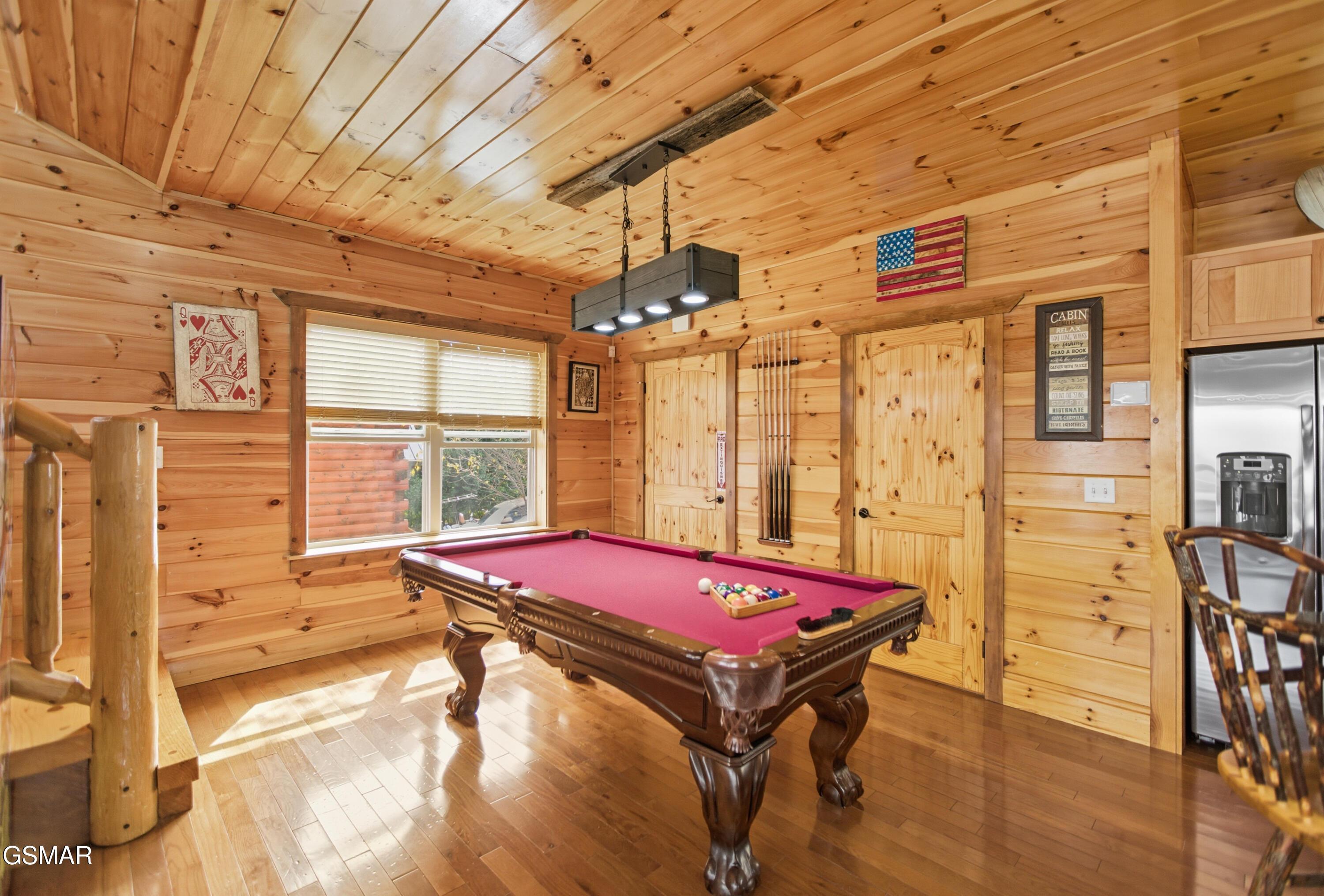 2042 Starr Crest Drive Sevierville TN 37876