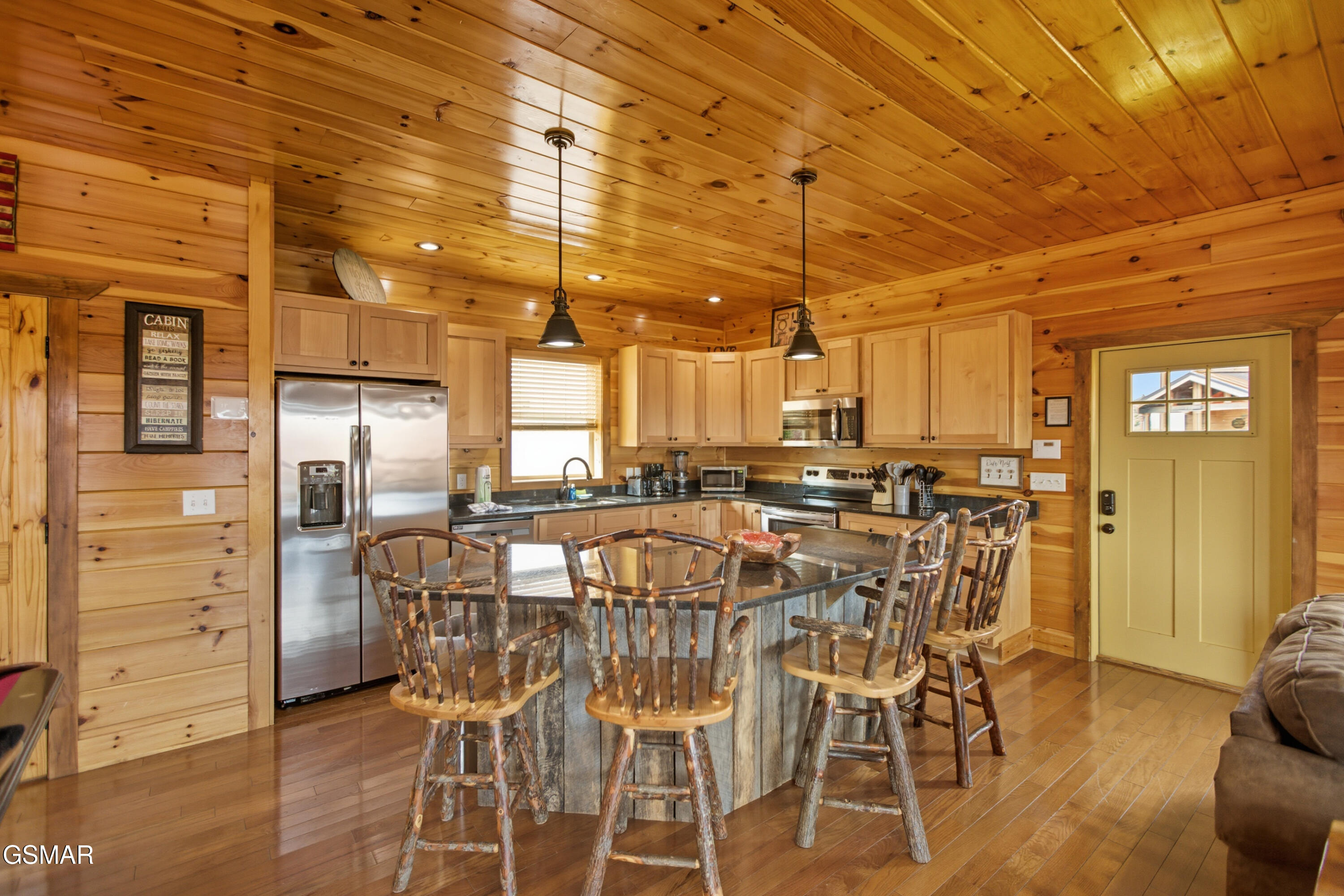 2042 Starr Crest Drive Sevierville TN 37876