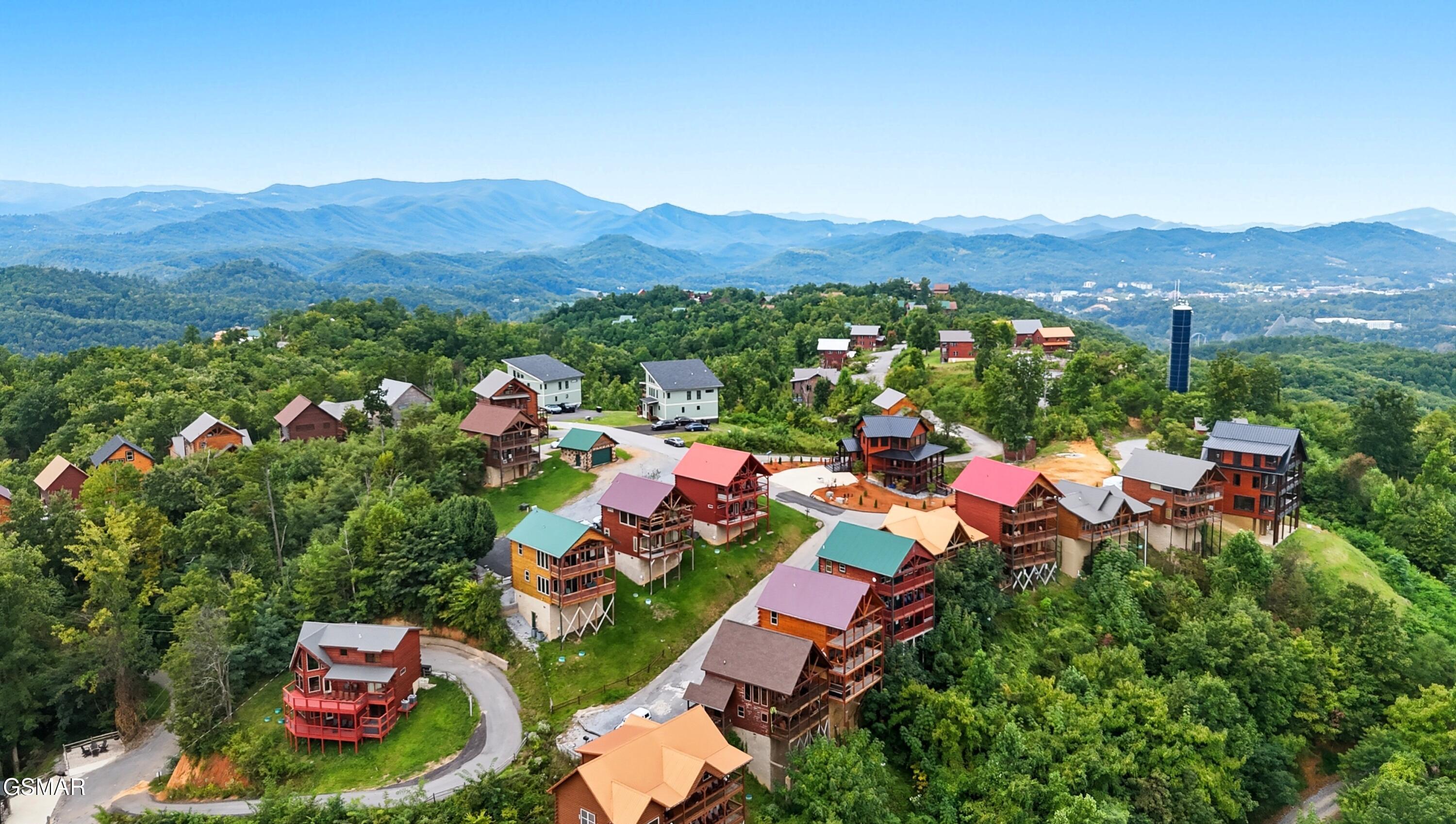 2042 Starr Crest Drive Sevierville TN 37876