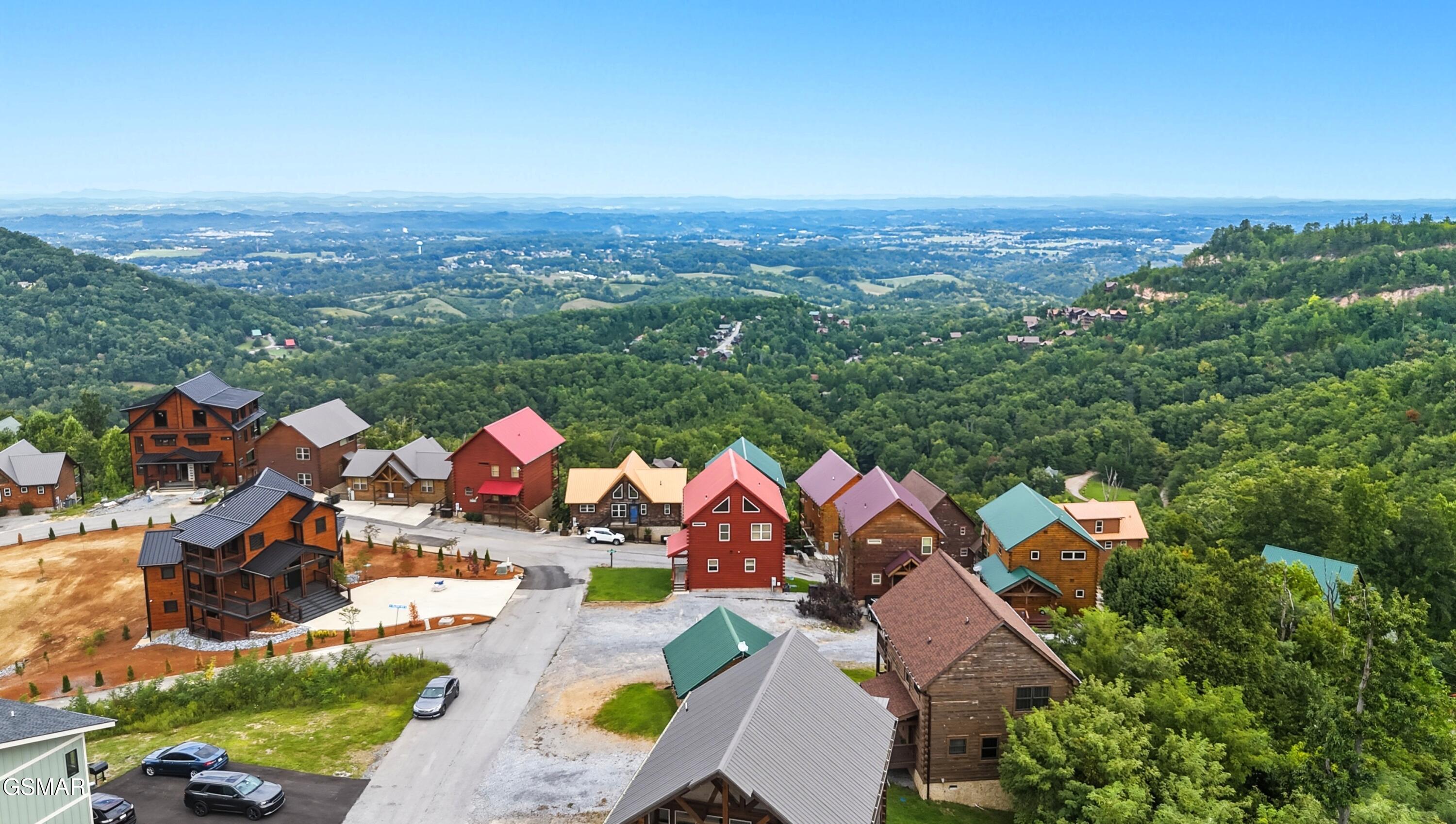 2042 Starr Crest Drive Sevierville TN 37876