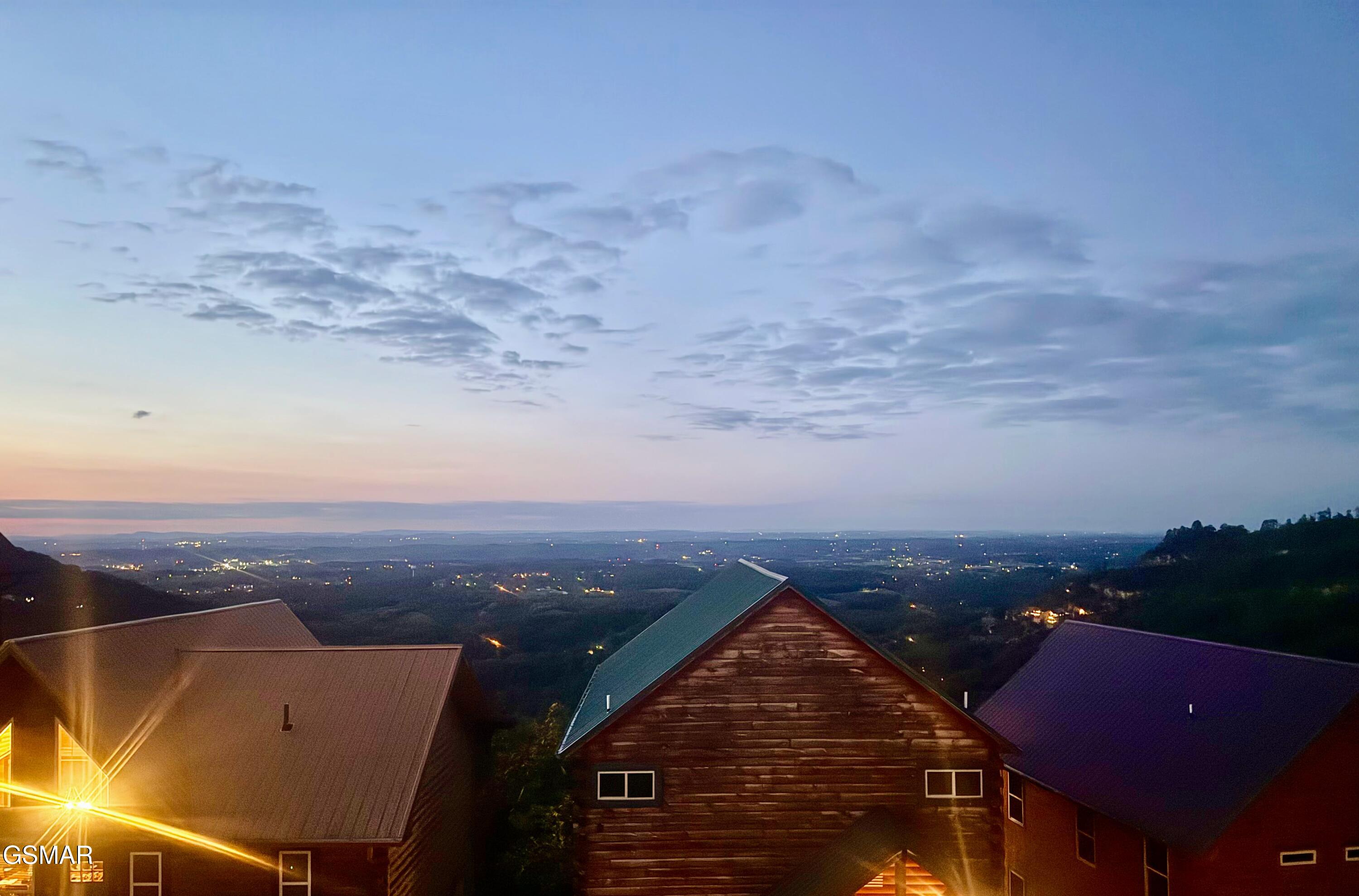 2042 Starr Crest Drive Sevierville TN 37876