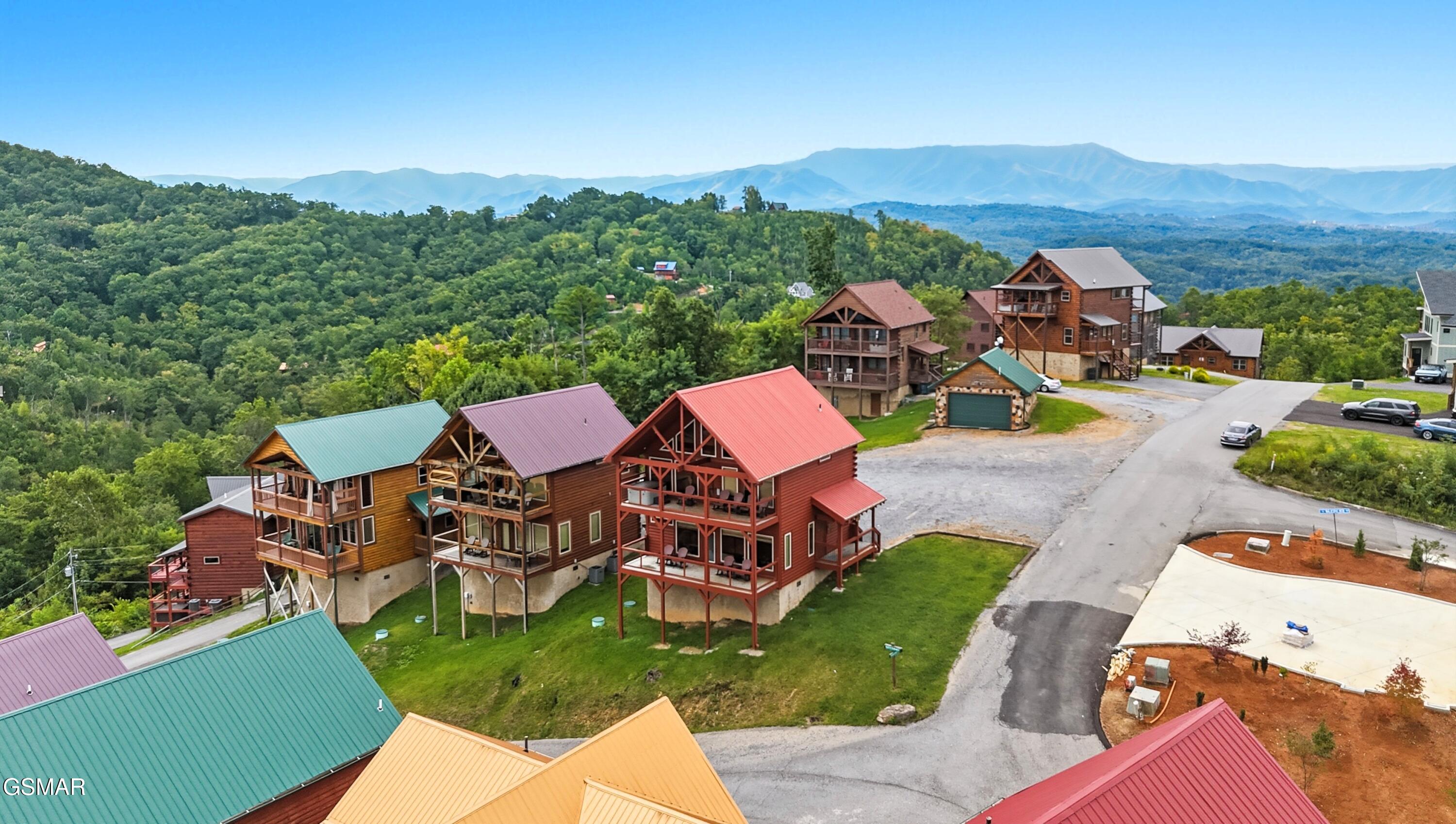 2042 Starr Crest Drive Sevierville TN 37876