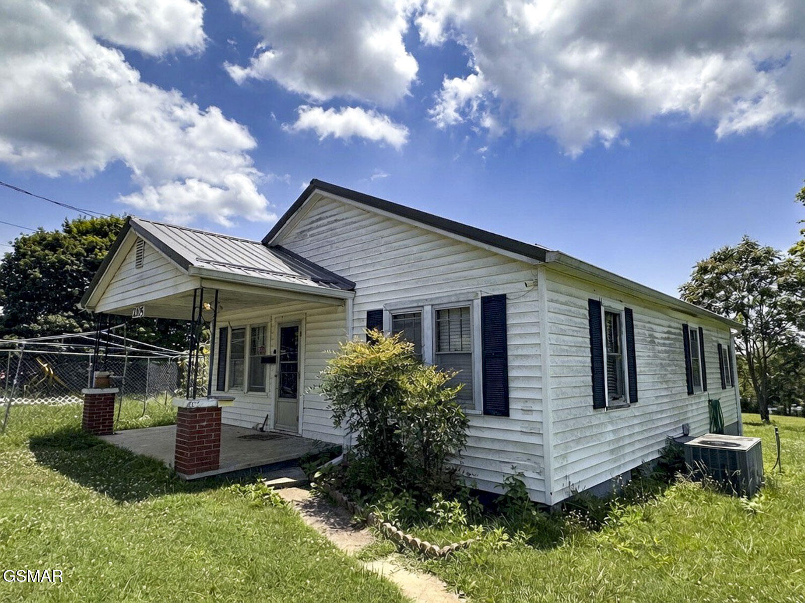 2105 Walnut Street White Pine TN 37890