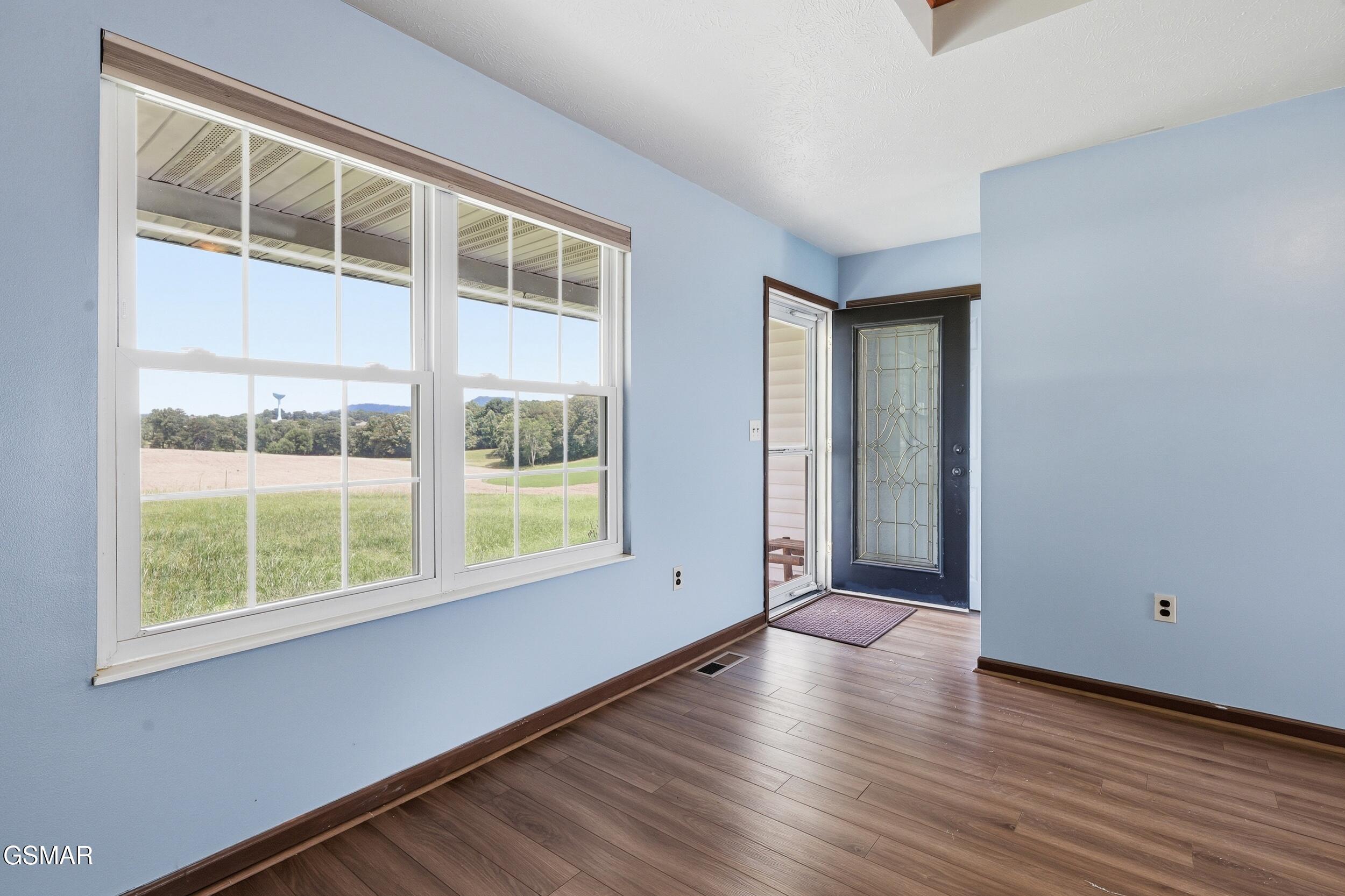 1305 Amber Lane Sevierville TN 37862
