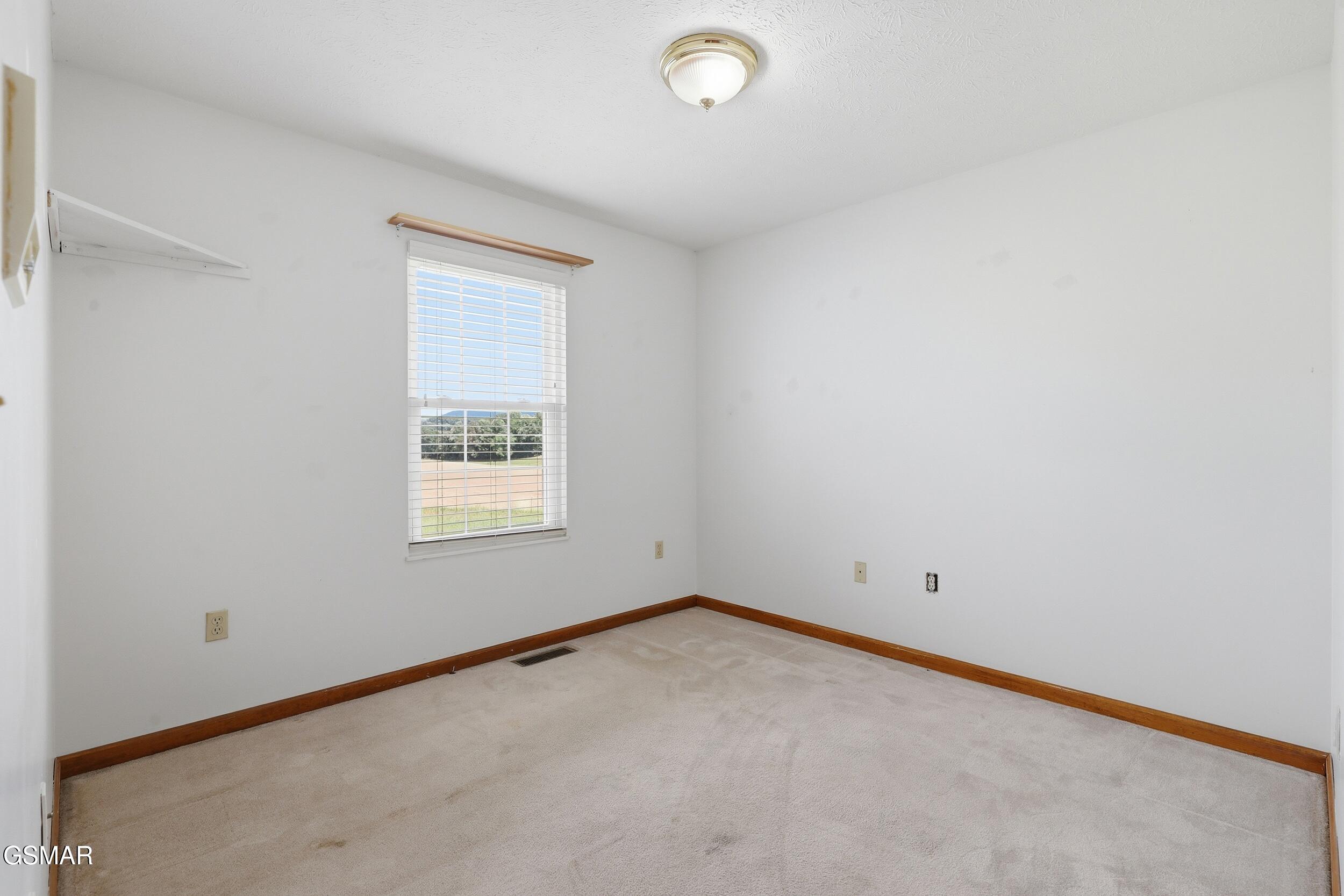 1305 Amber Lane Sevierville TN 37862