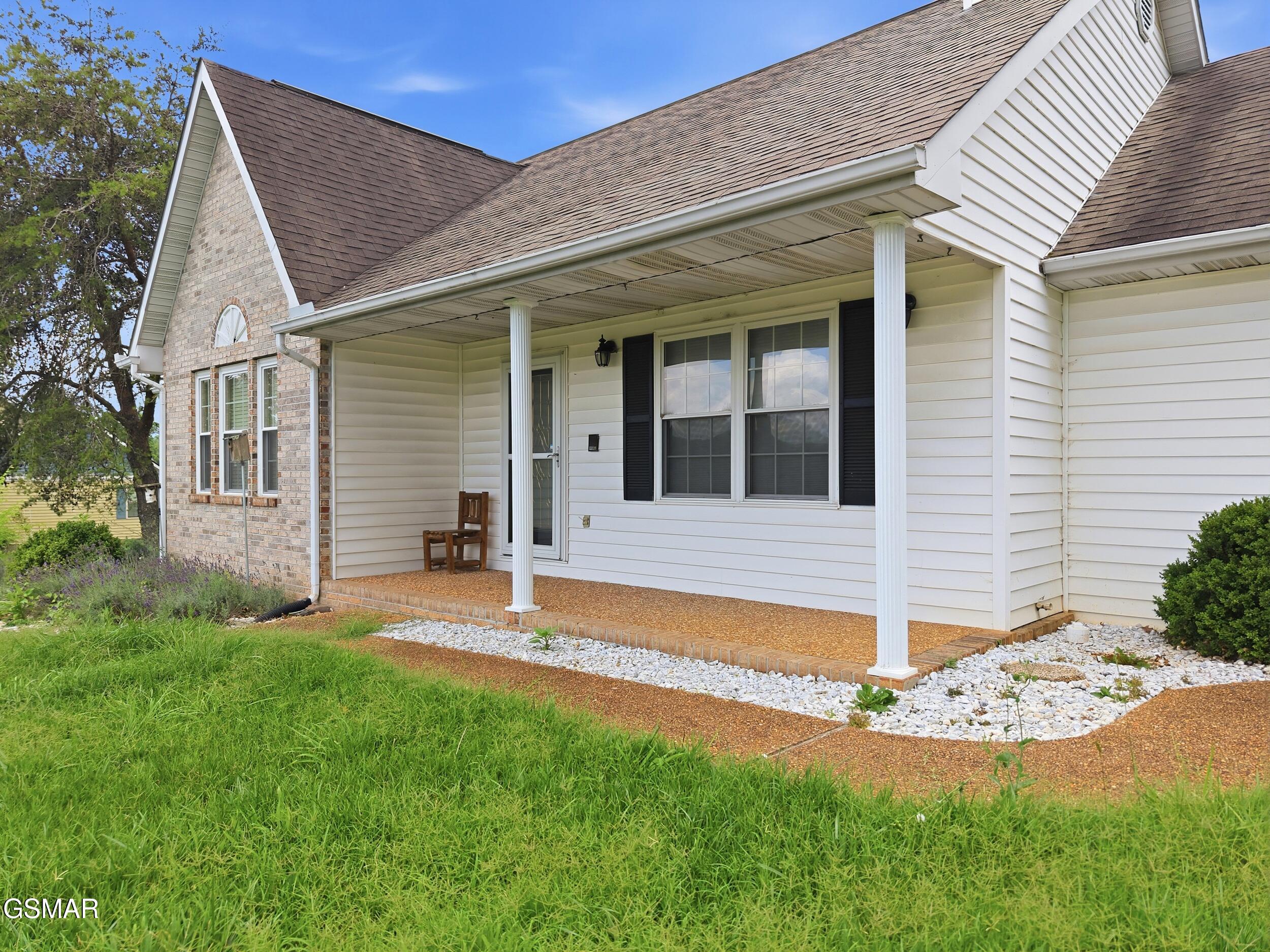 1305 Amber Lane Sevierville TN 37862