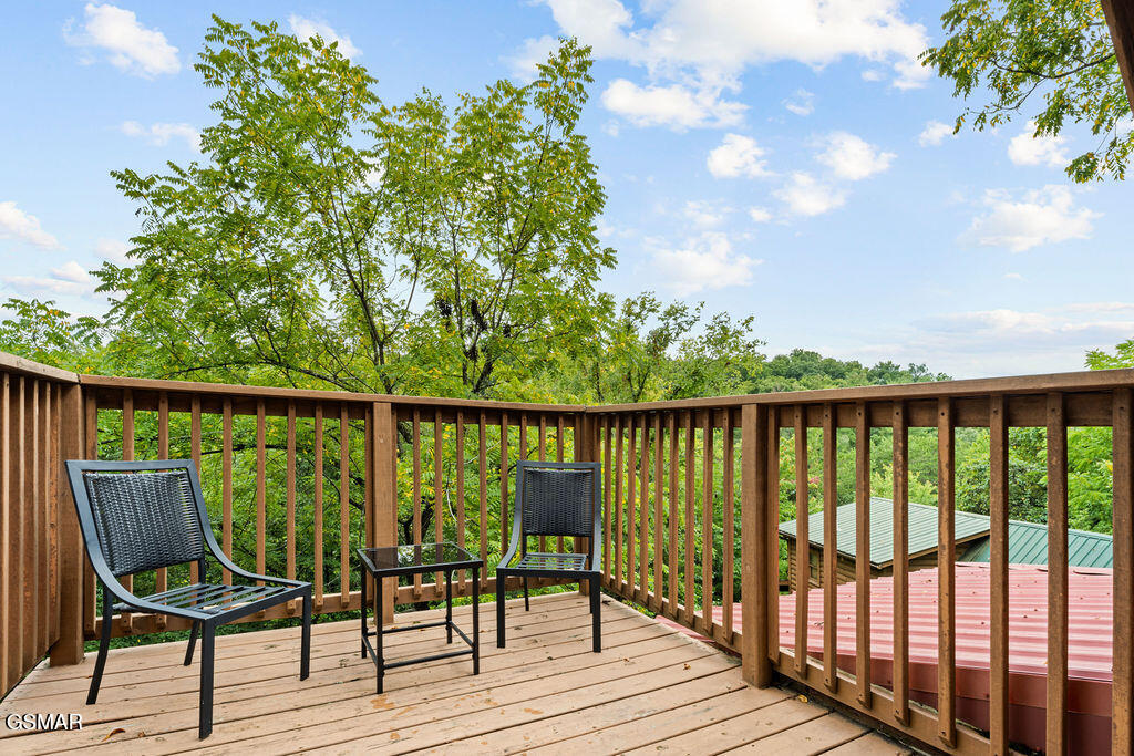 229 Cherokee Path Way Sevierville TN 37876