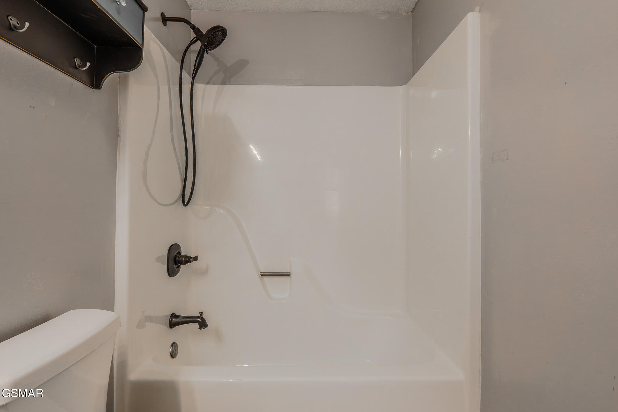 768 Harvest Meadows Drive Kodak TN 37764