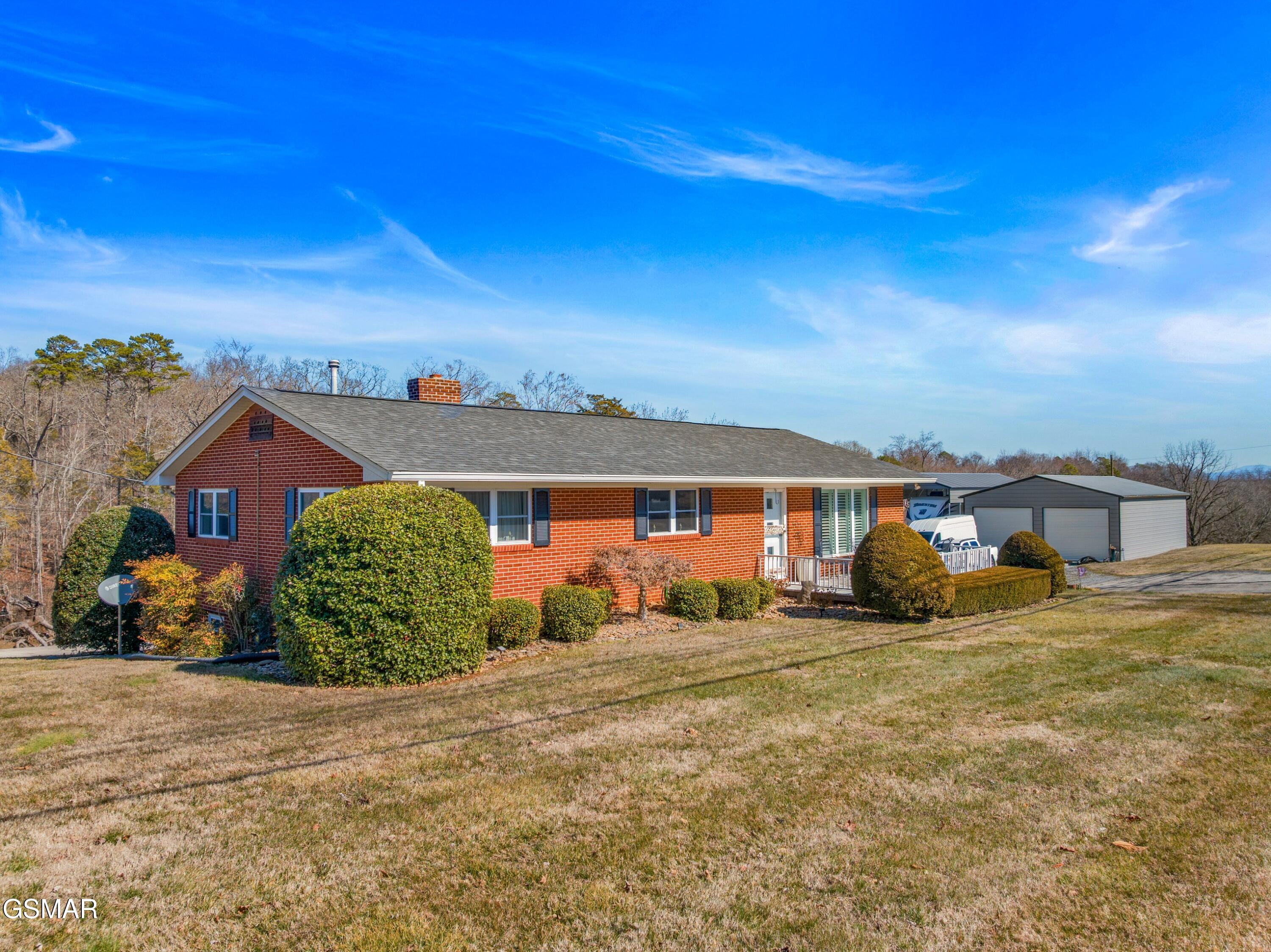 1076 Gay Street Dandridge TN 37725