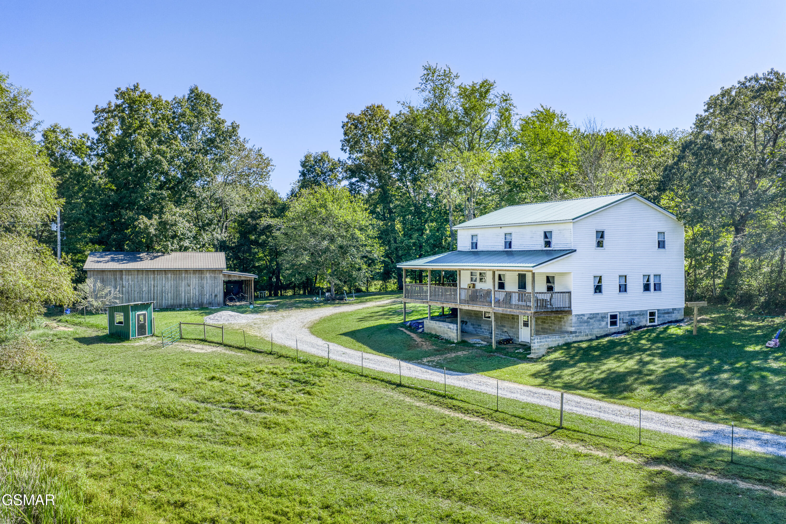 107 Cherry Street Deer Lodge TN 37726