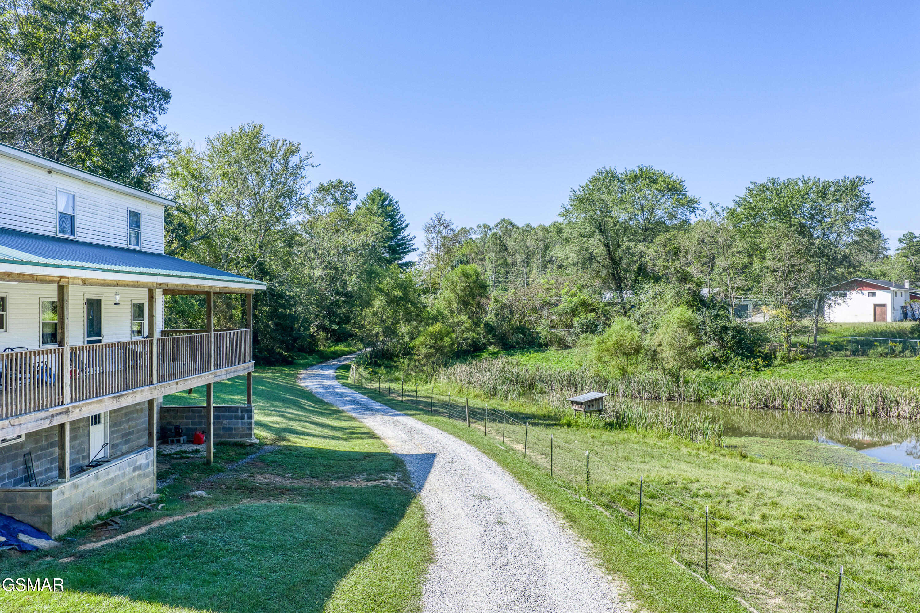 107 Cherry Street Deer Lodge TN 37726