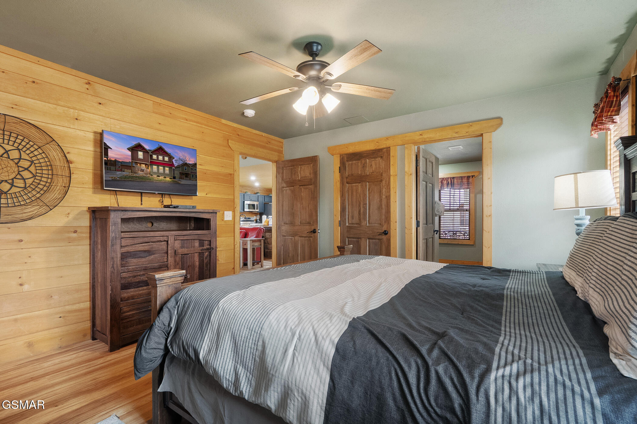 1011 Potters Way Gatlinburg TN 37738