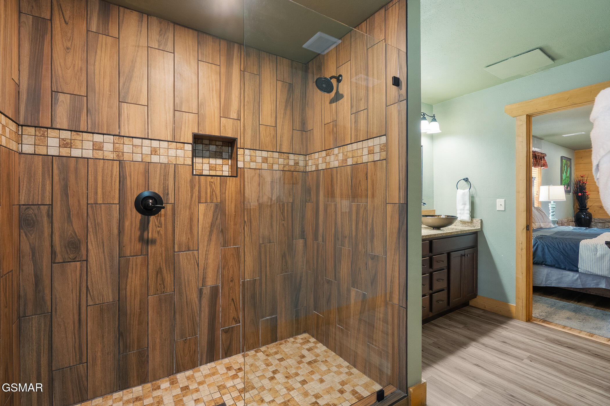 1011 Potters Way Gatlinburg TN 37738