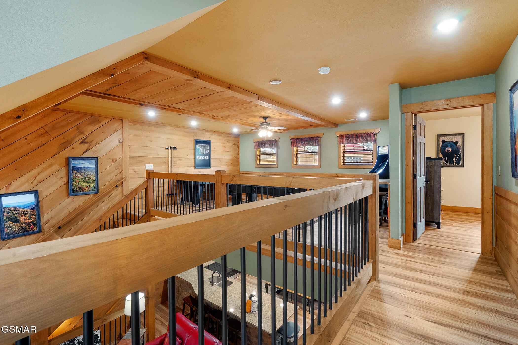 1011 Potters Way Gatlinburg TN 37738