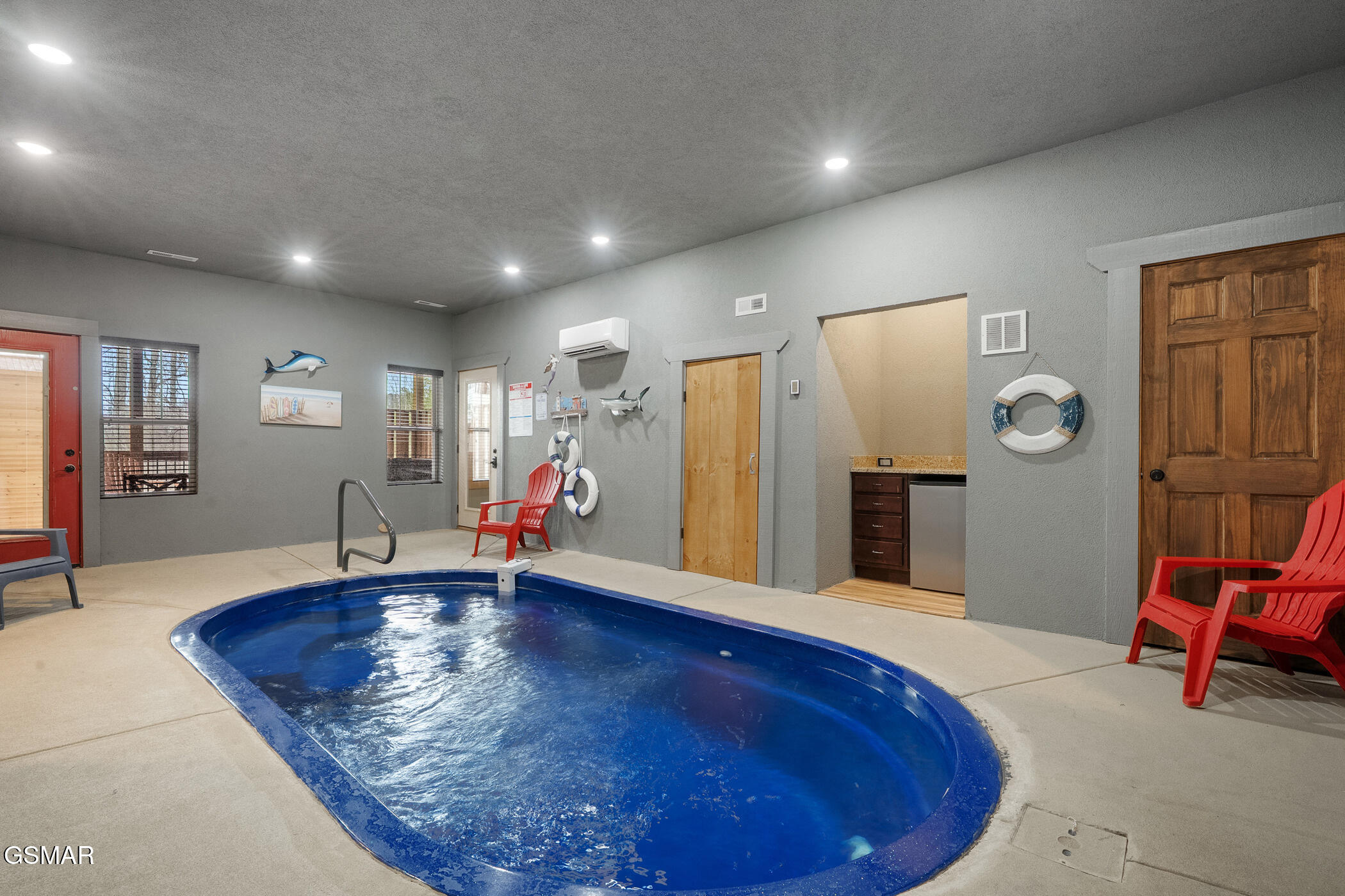 1011 Potters Way Gatlinburg TN 37738