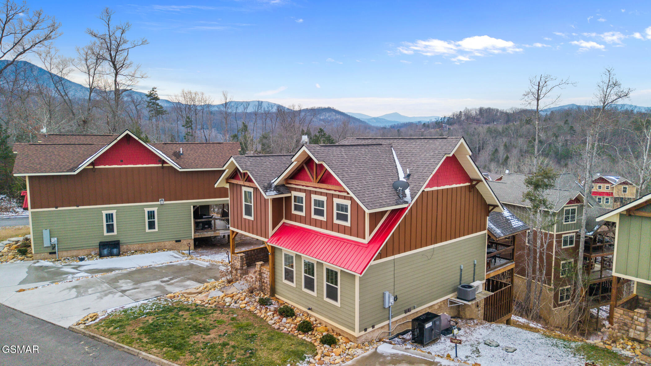 1011 Potters Way Gatlinburg TN 37738