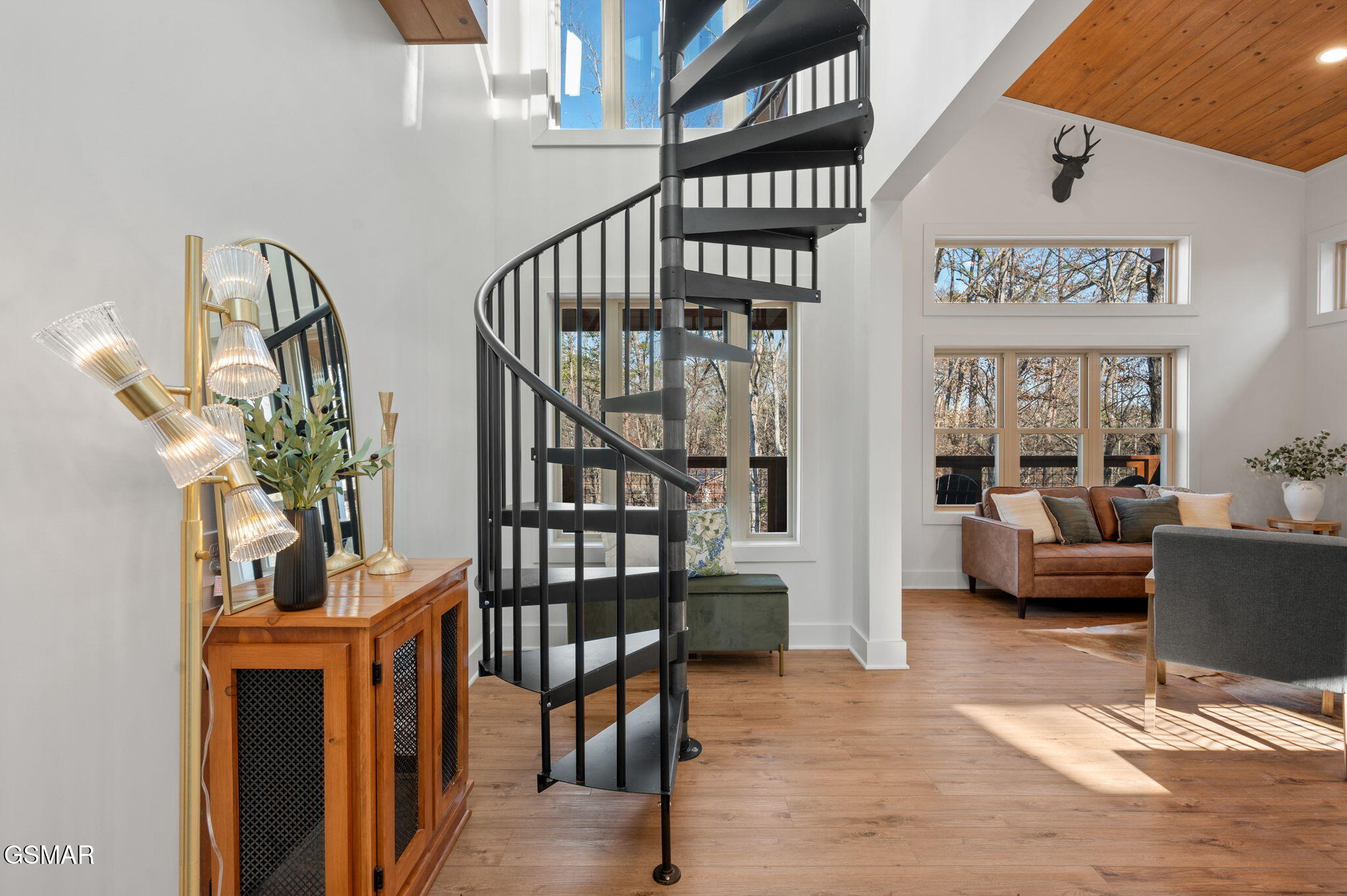 2385 Forge Hideaway Loop Pigeon Forge TN 37863