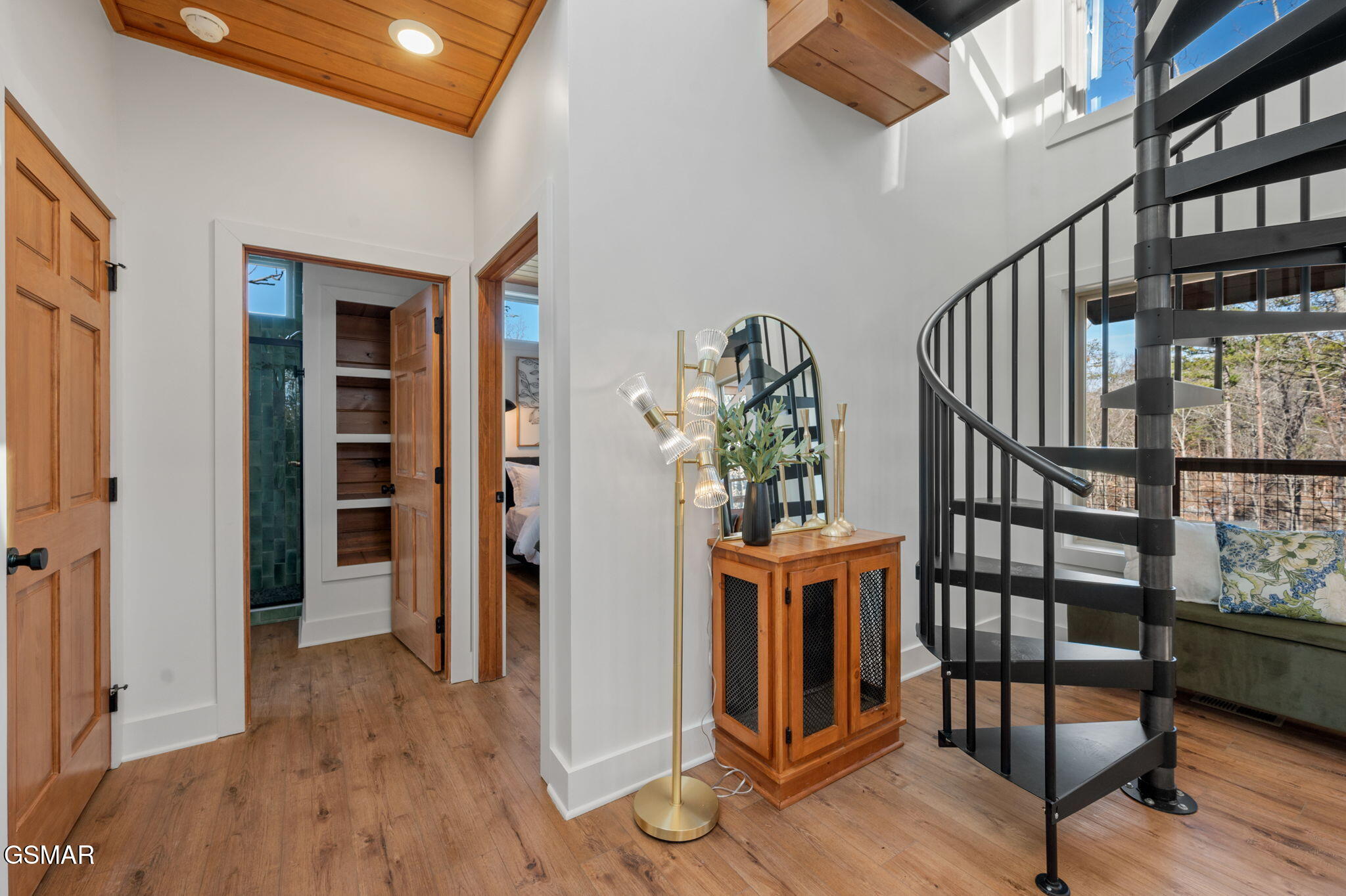 2385 Forge Hideaway Loop Pigeon Forge TN 37863