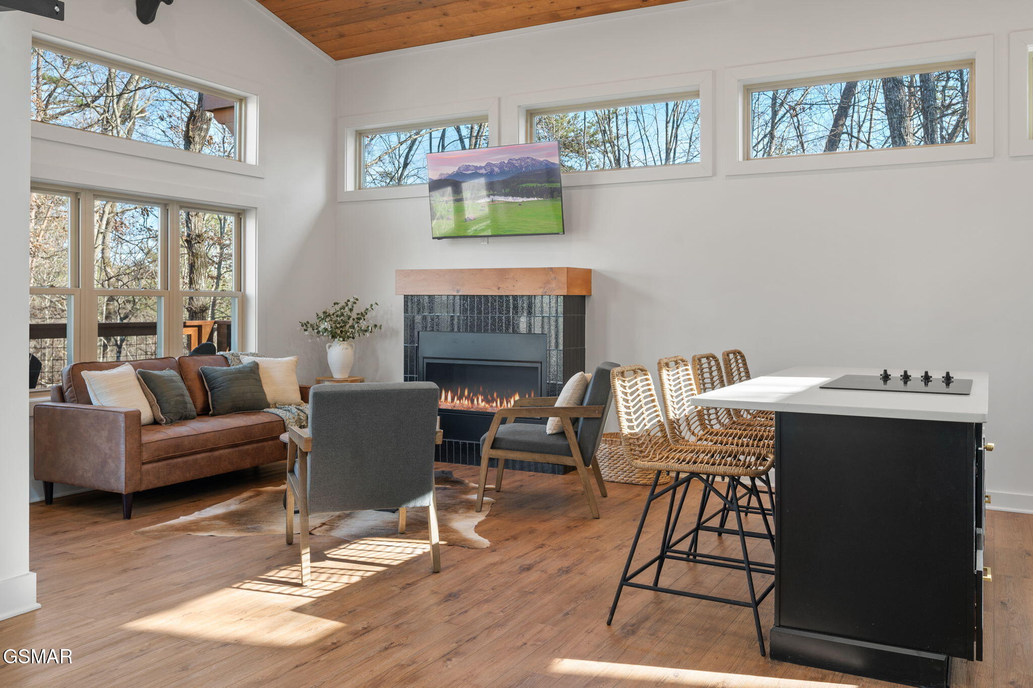 2385 Forge Hideaway Loop Pigeon Forge TN 37863