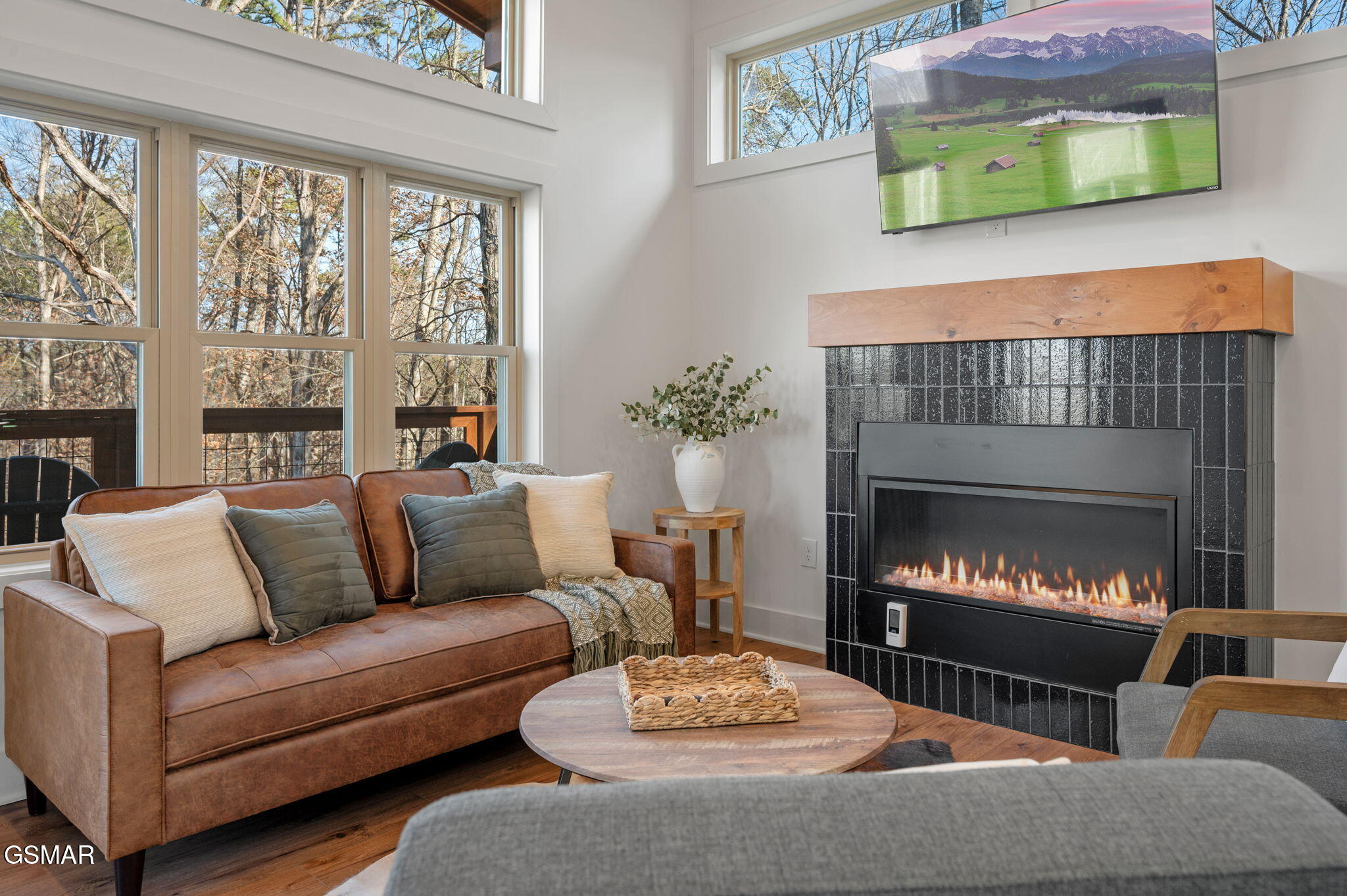 2385 Forge Hideaway Loop Pigeon Forge TN 37863