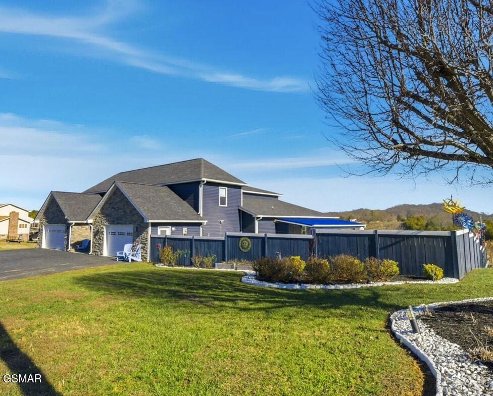 1964 Harbor Hills Drive Dandridge TN 37725