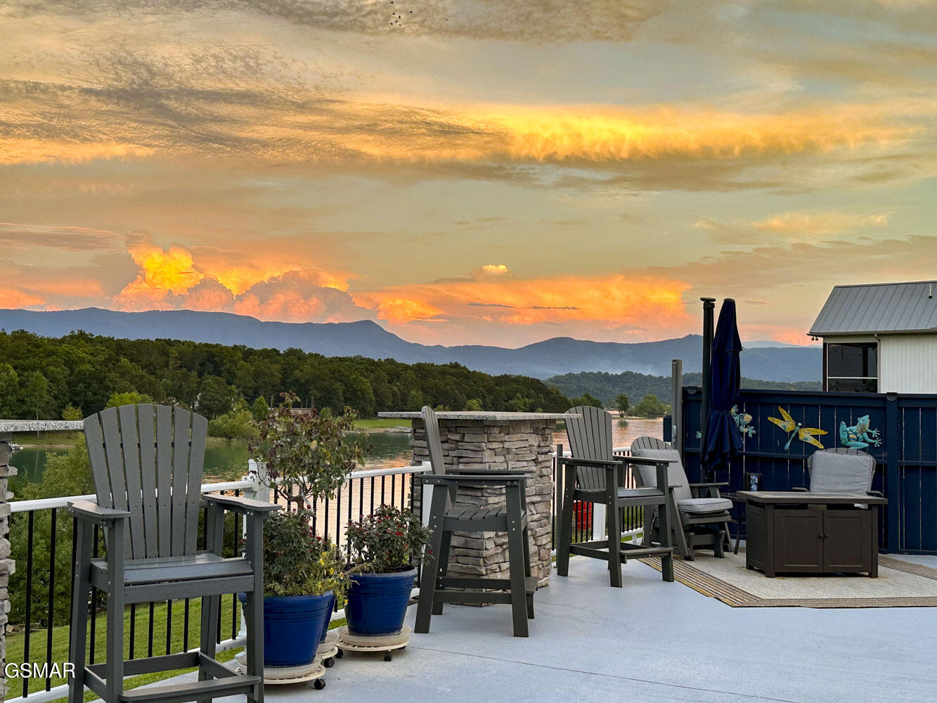 1964 Harbor Hills Drive Dandridge TN 37725