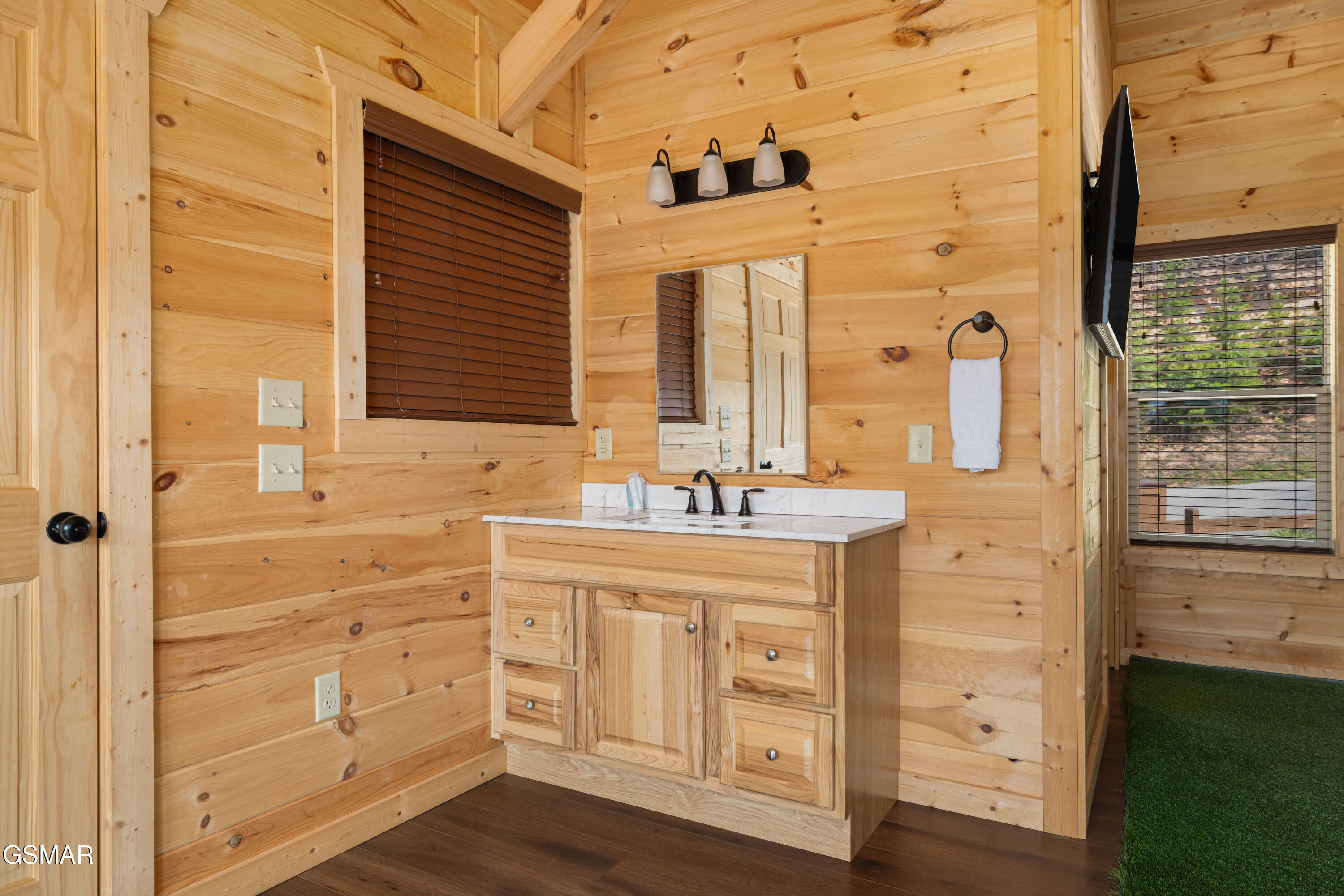 1131 Parkview Vista Way Pigeon Forge TN 37863