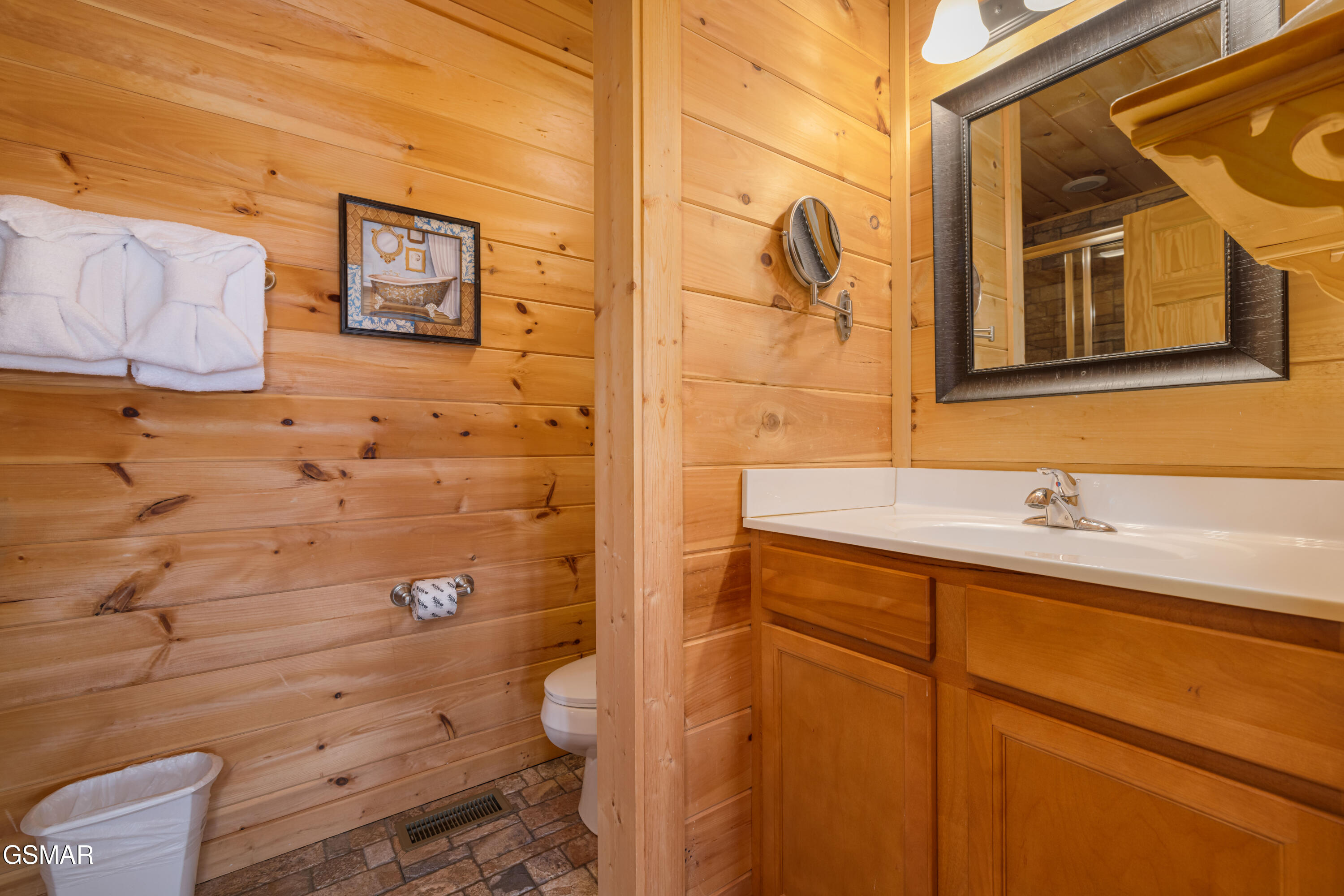 1131 Parkview Vista Way Pigeon Forge TN 37863