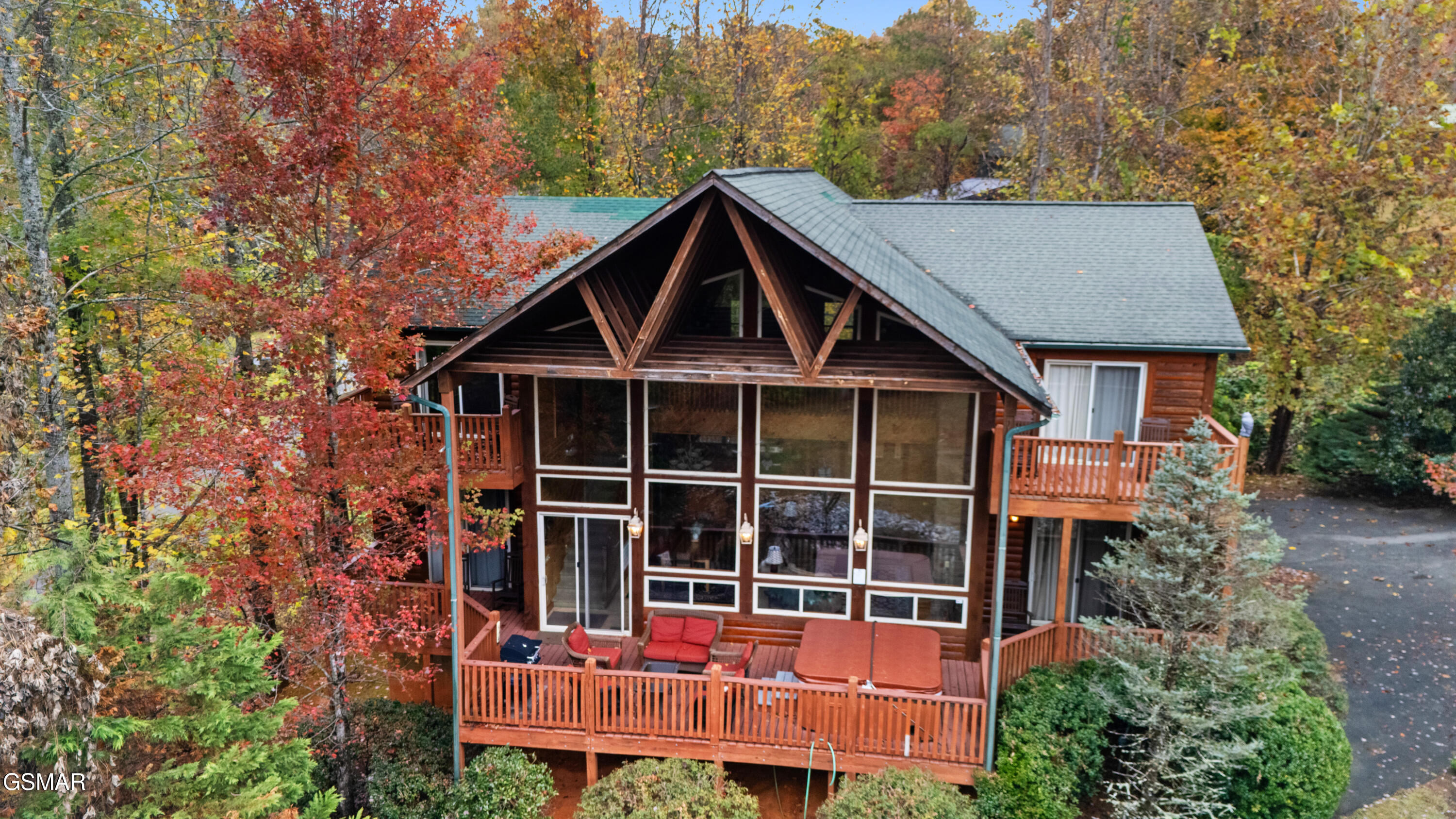 1716 Smoky Hills Drive Gatlinburg TN 37738