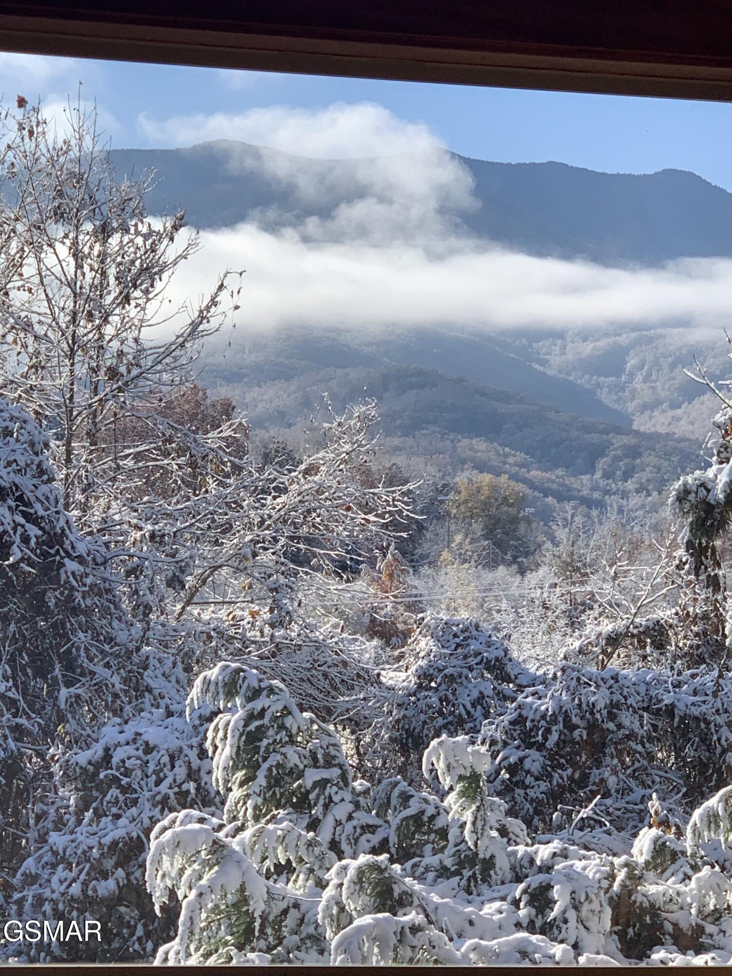 1716 Smoky Hills Drive Gatlinburg TN 37738