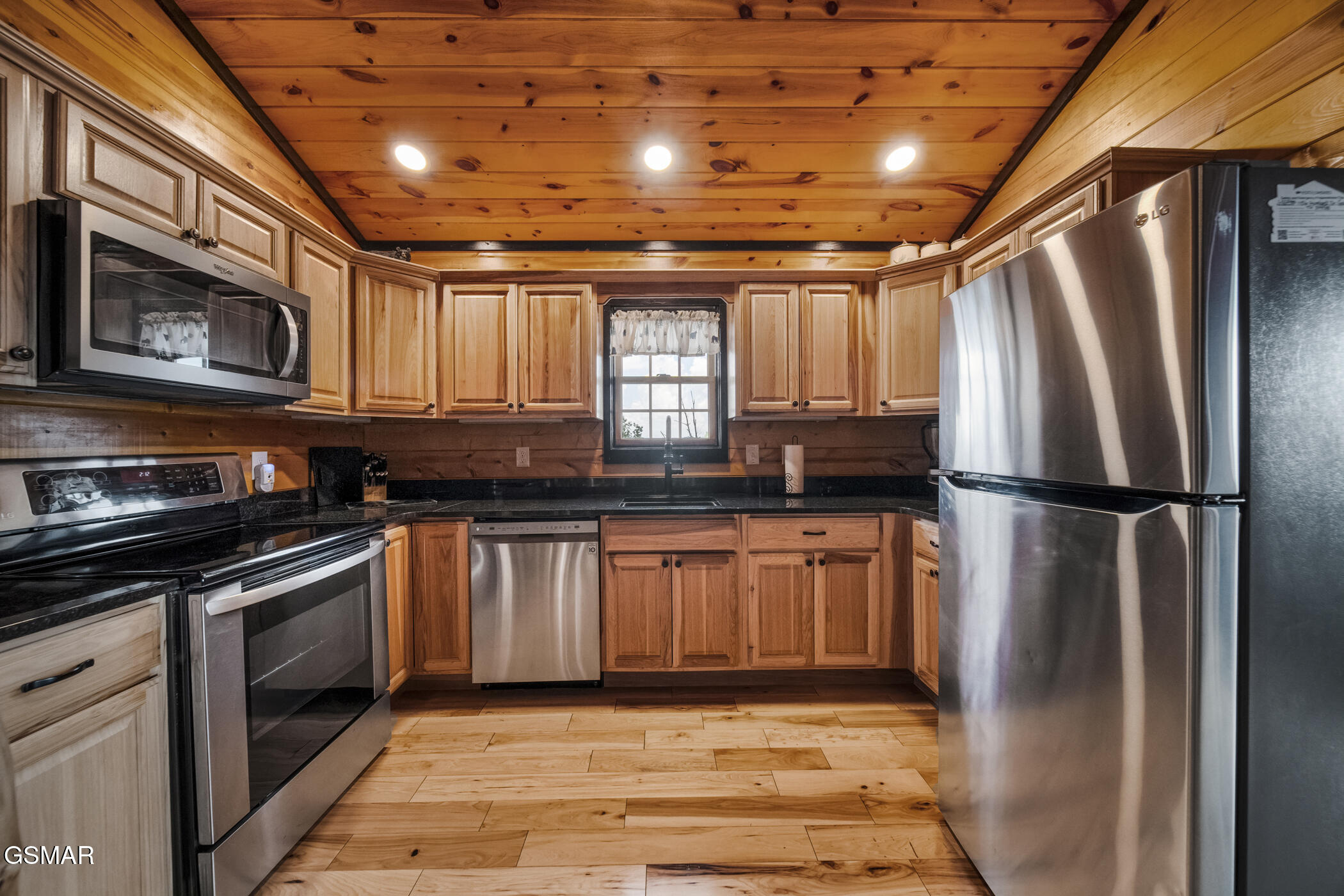 1156 Hemlock Drive Gatlinburg TN 37738