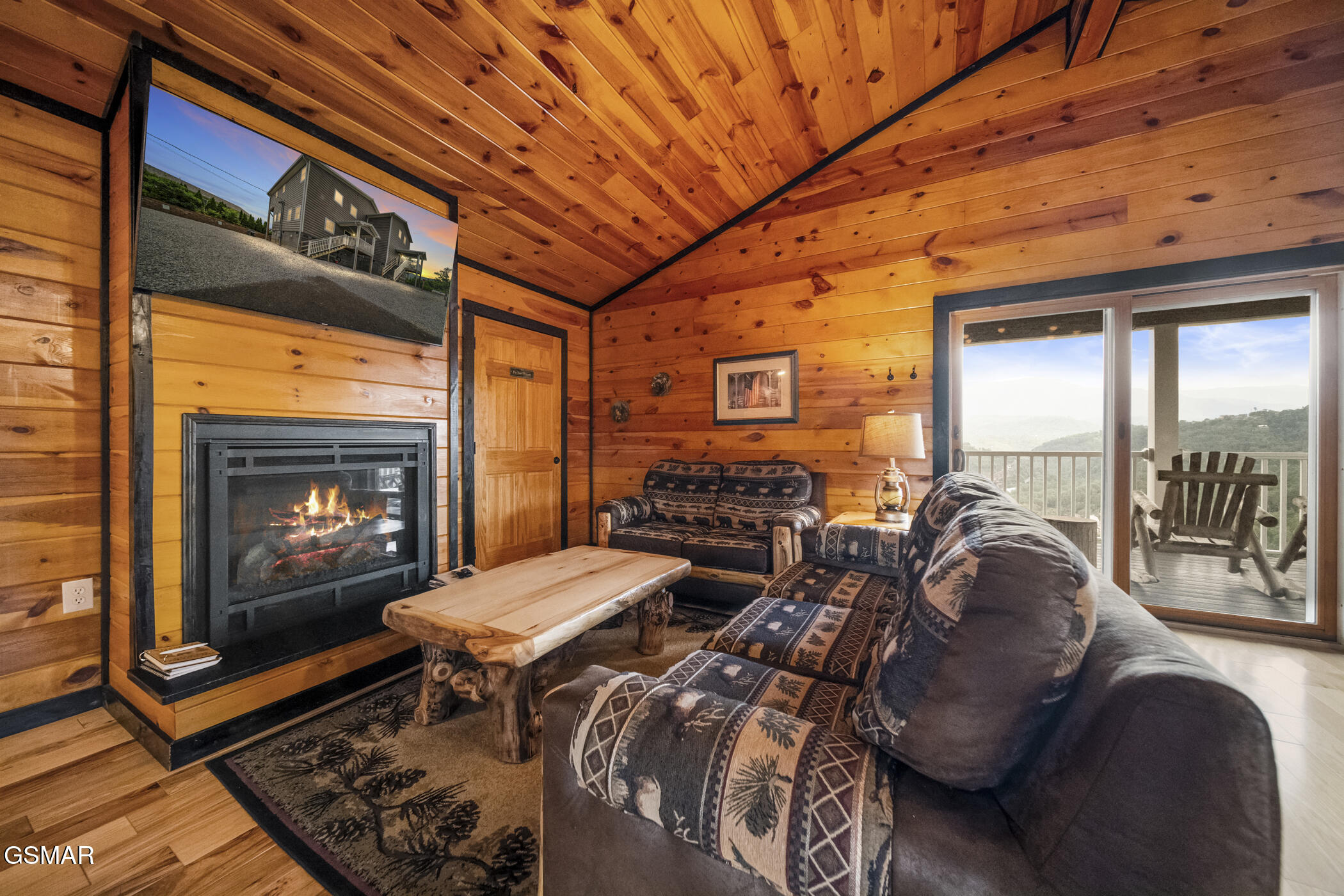 1156 Hemlock Drive Gatlinburg TN 37738