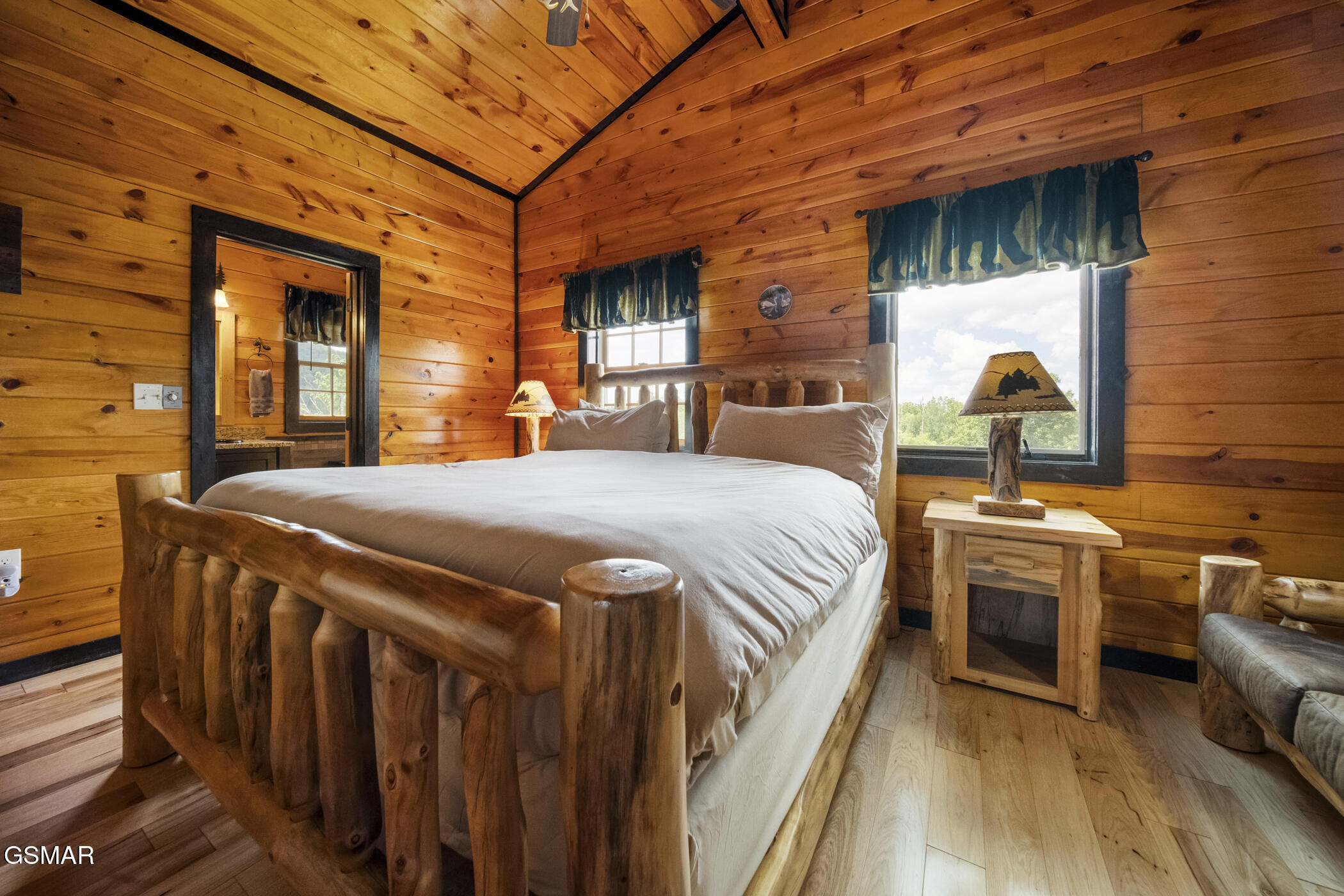 1156 Hemlock Drive Gatlinburg TN 37738