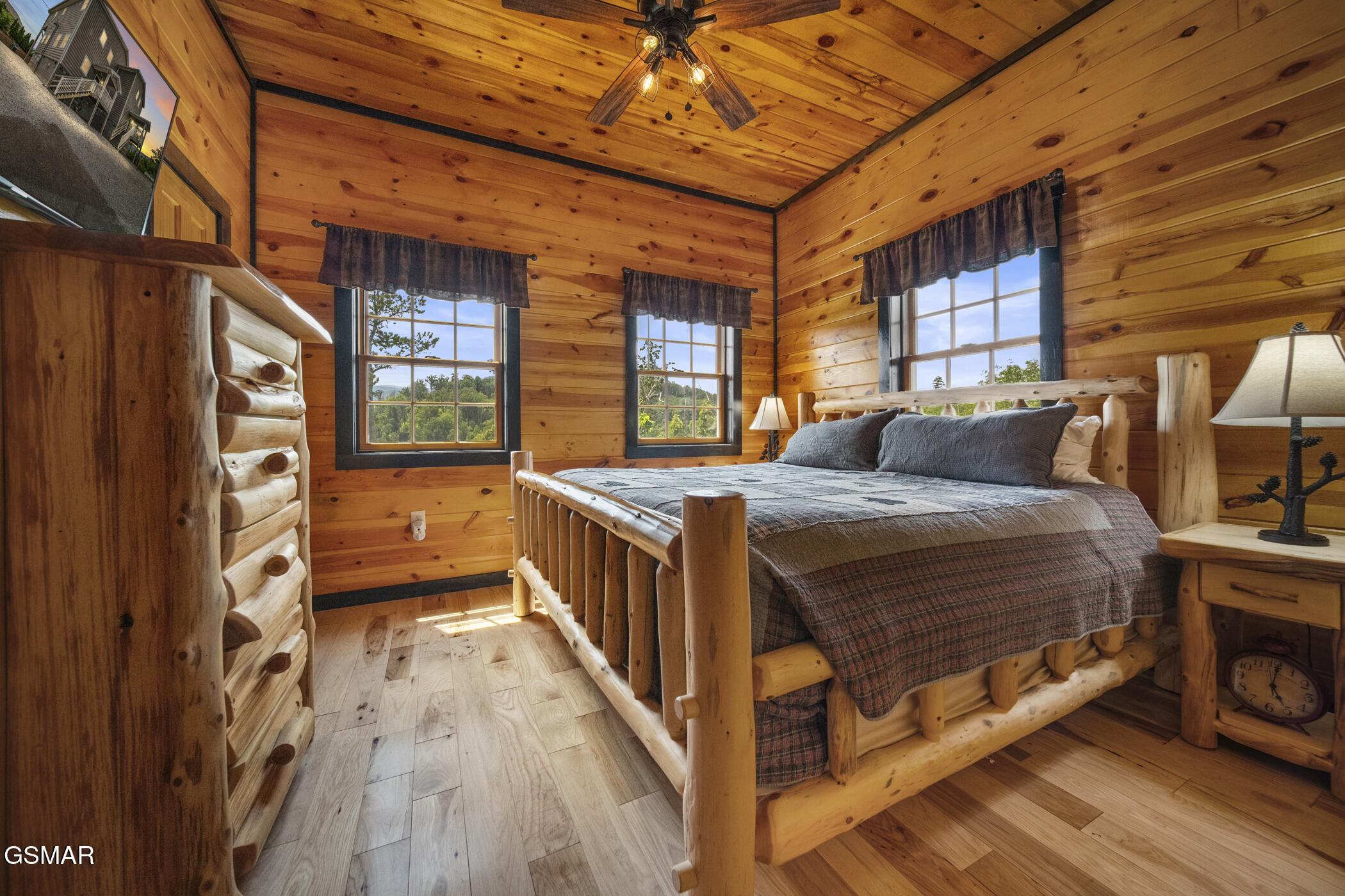 1156 Hemlock Drive Gatlinburg TN 37738